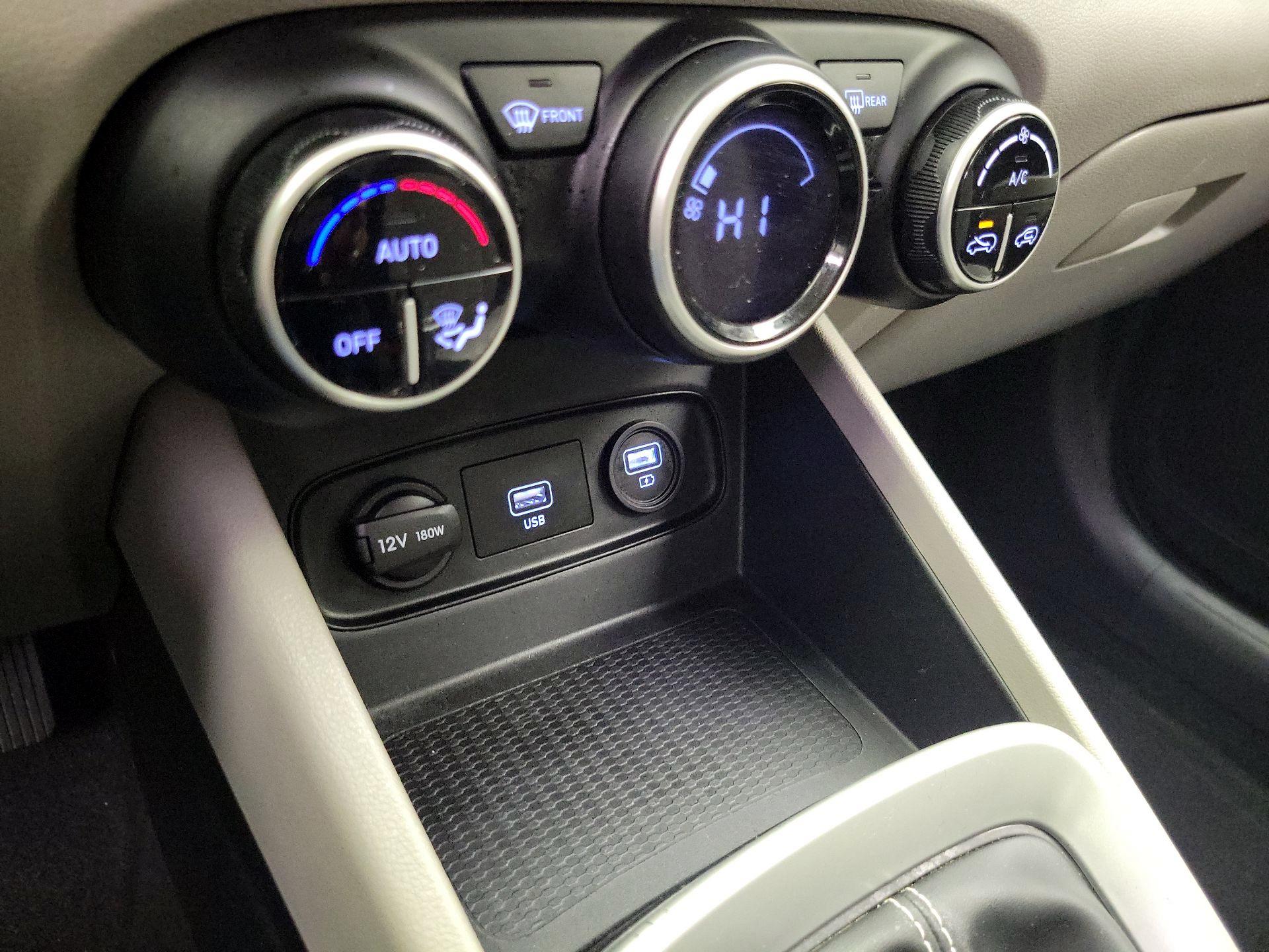 Thumbnail: 2020 Hyundai Venue - 16