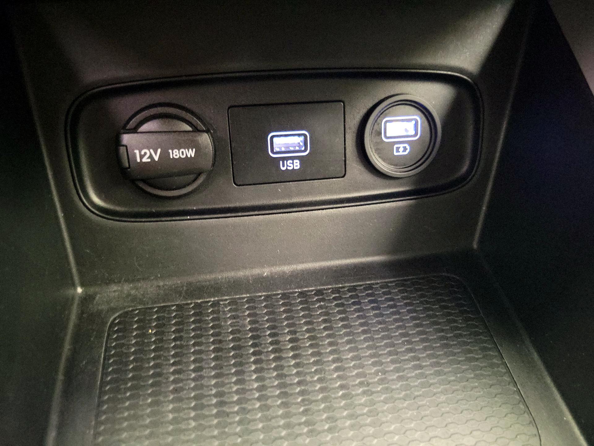 Thumbnail: 2020 Hyundai Venue - 18