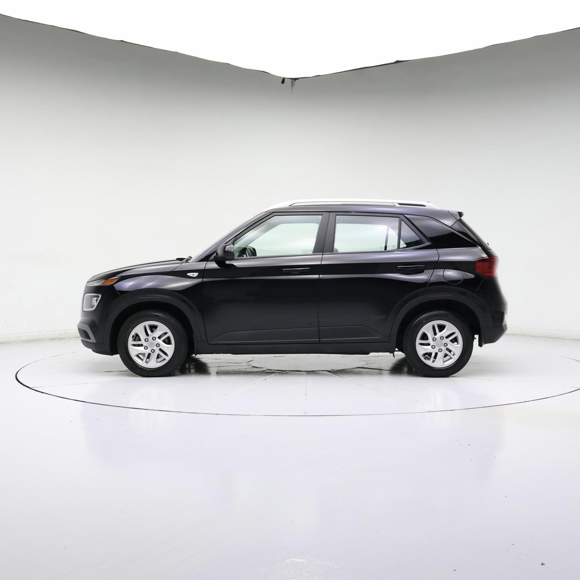 Thumbnail: 2020 Hyundai Venue - 7