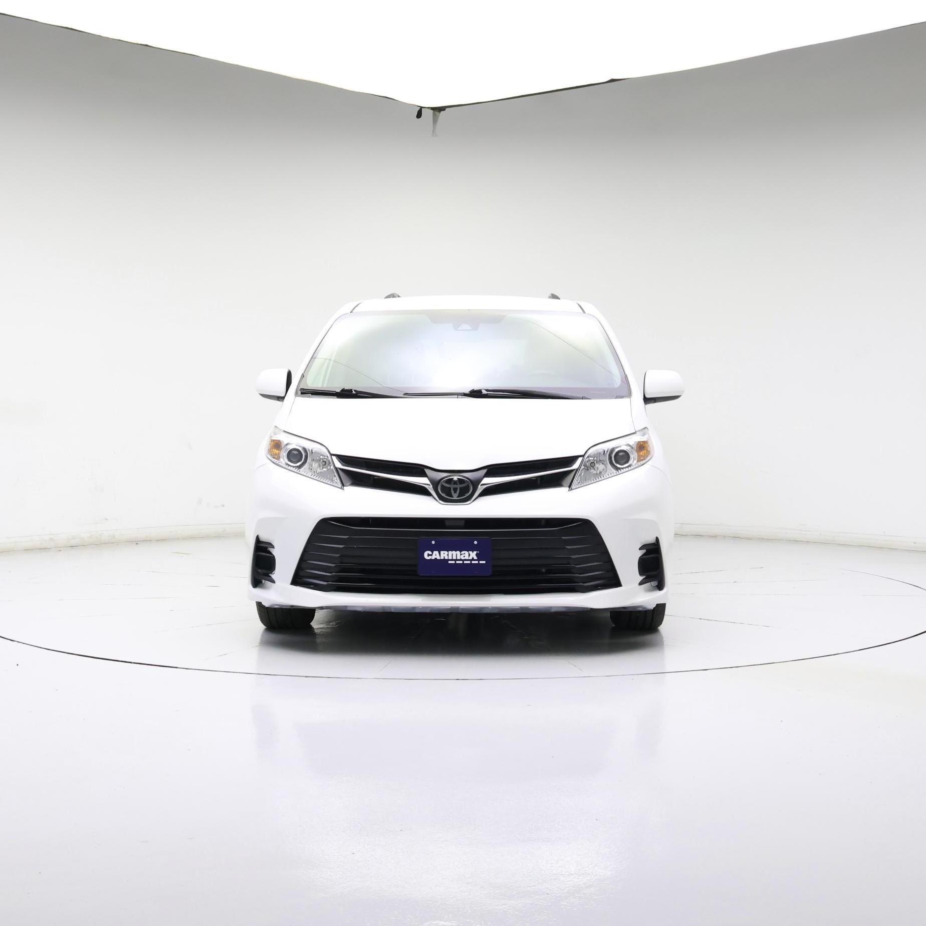 Thumbnail: 2019 Toyota Sienna - 5