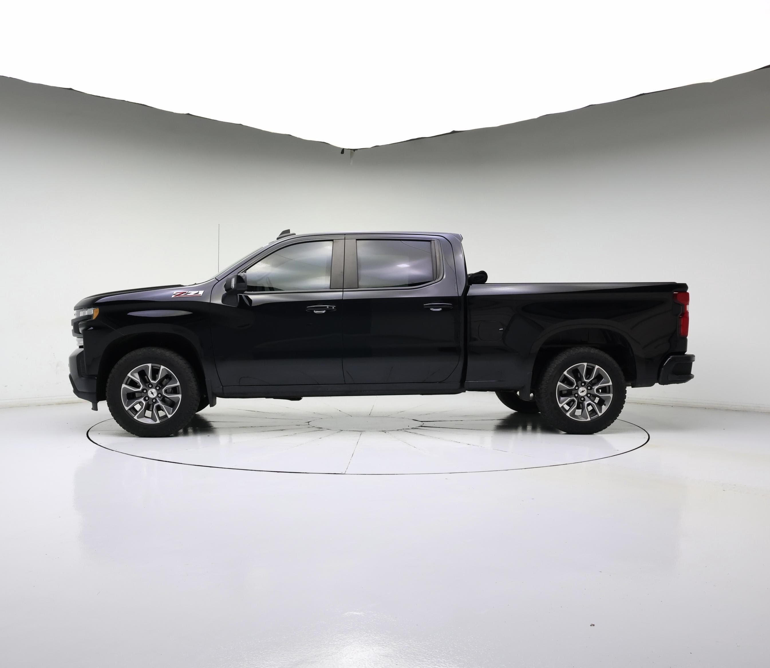 Thumbnail: 2020 Chevrolet Silverado 1500 - 3