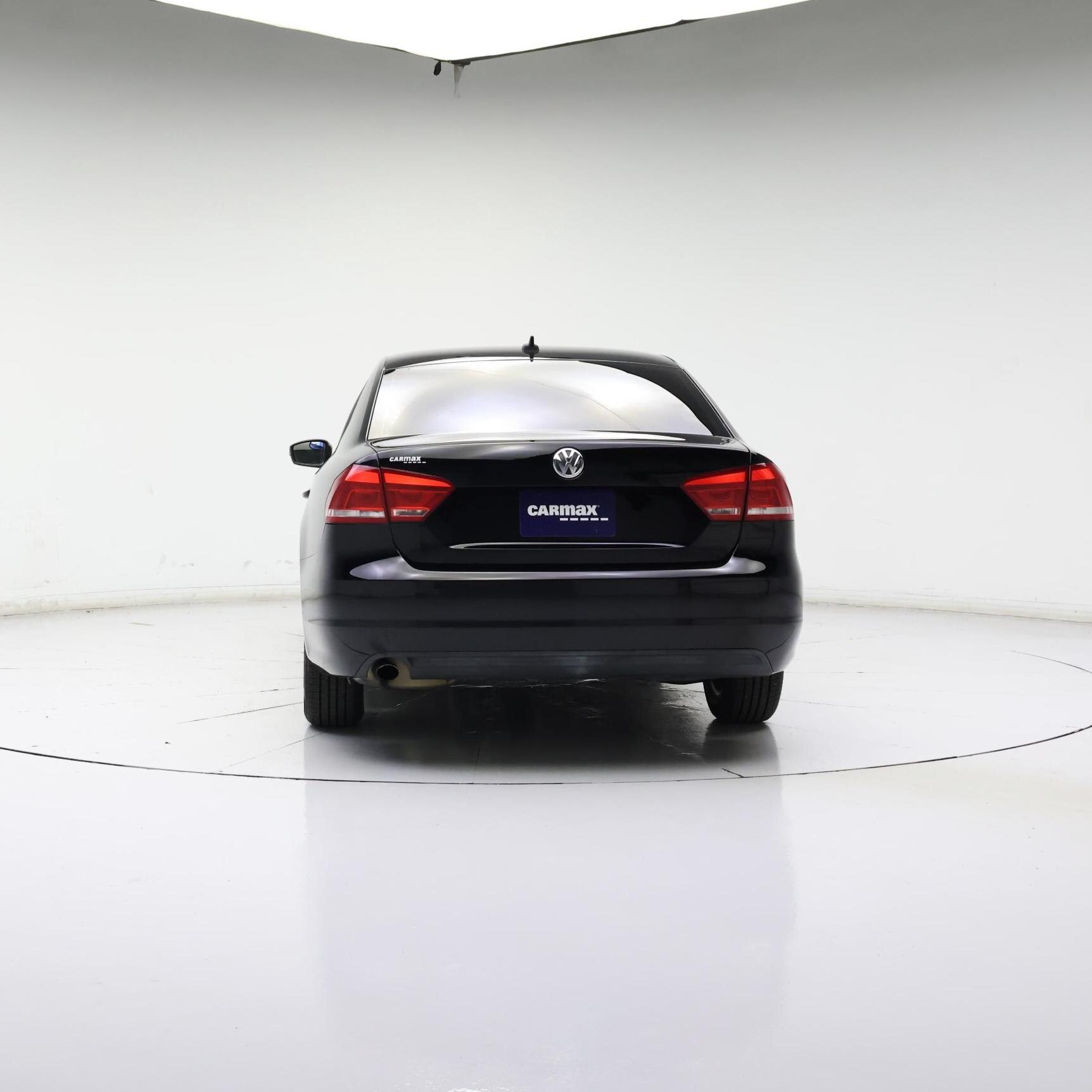 Thumbnail: 2015 Volkswagen Passat - 6