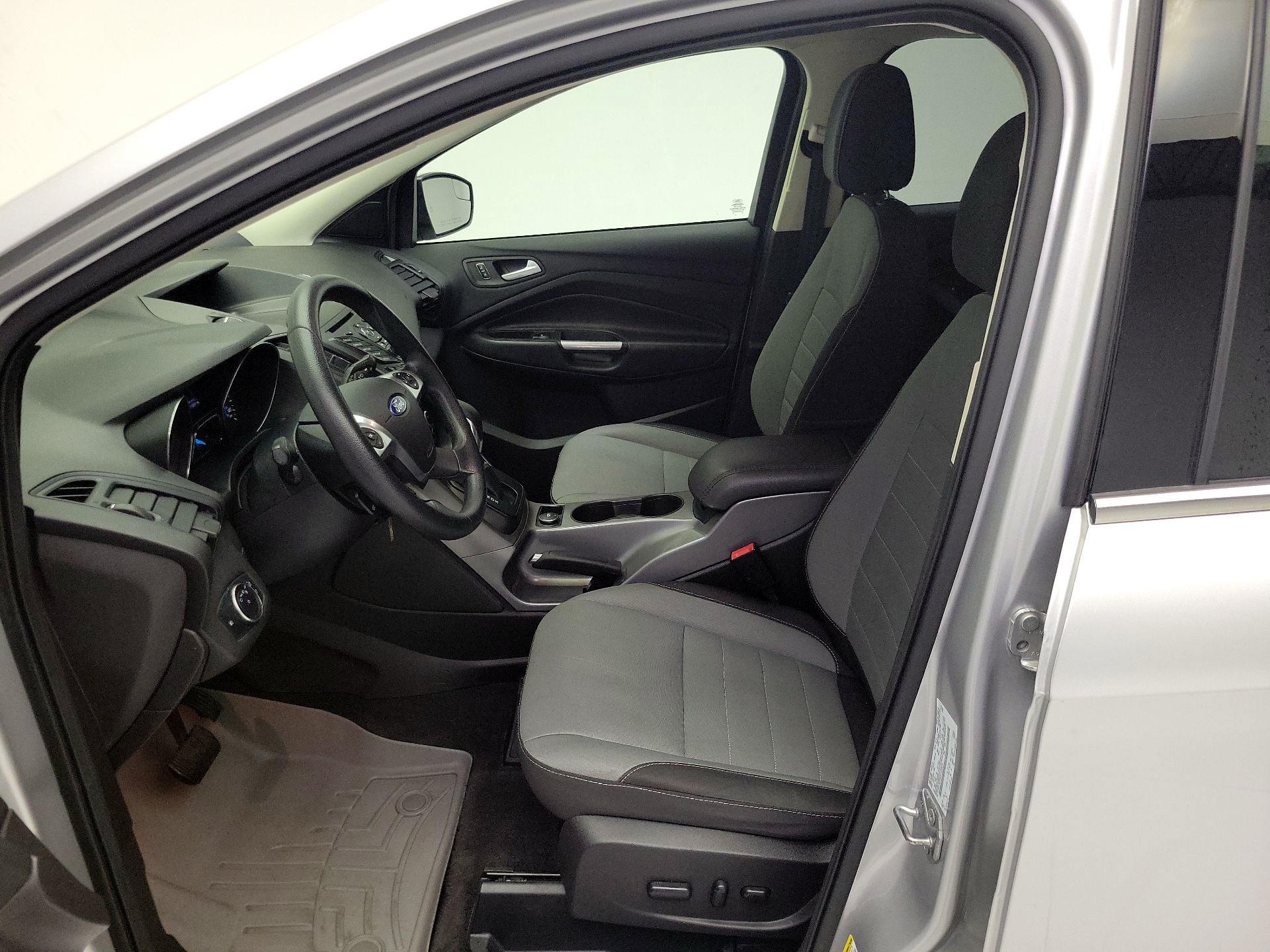 Thumbnail: 2016 Ford Escape - 11