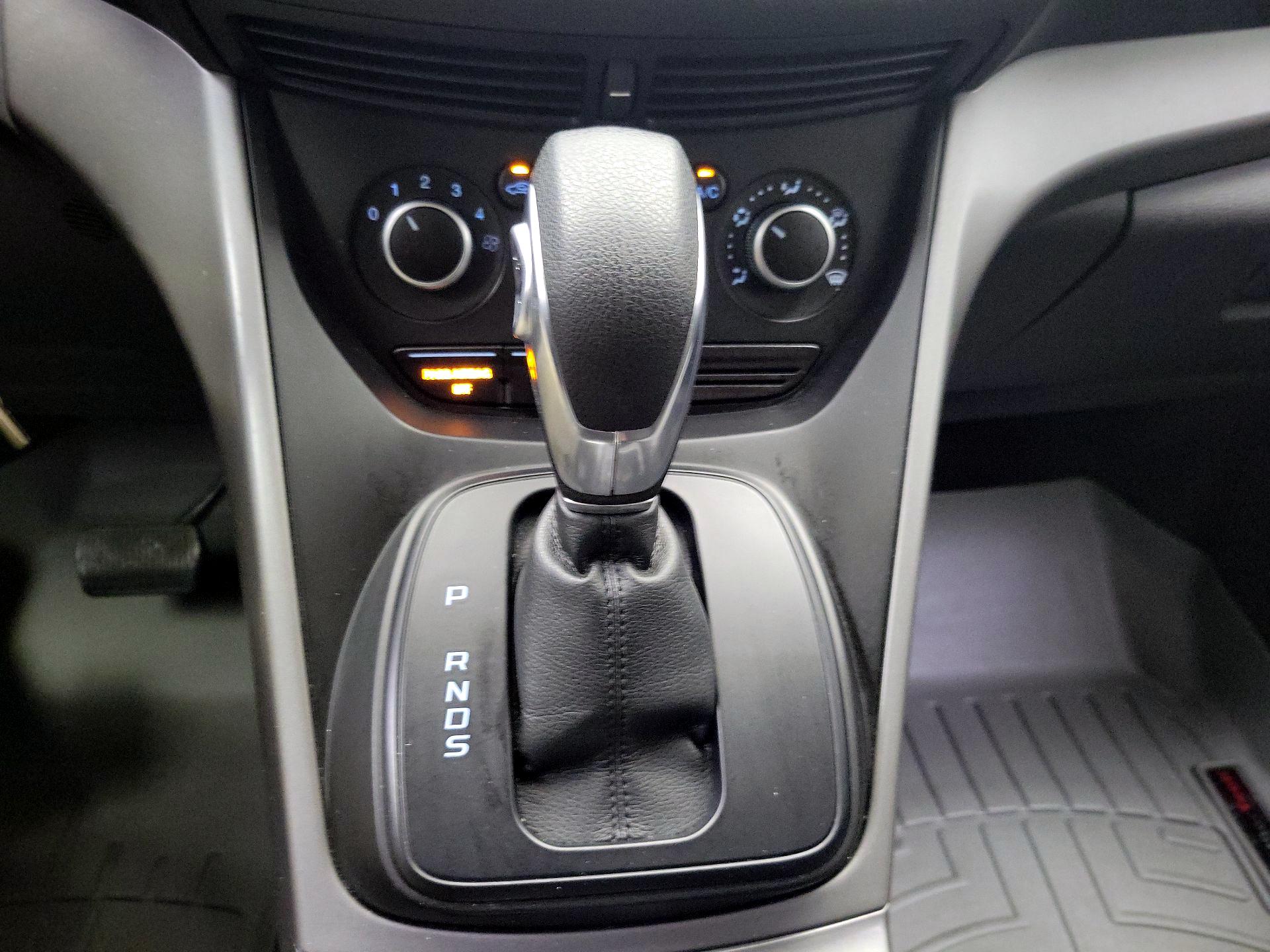 Thumbnail: 2016 Ford Escape - 17