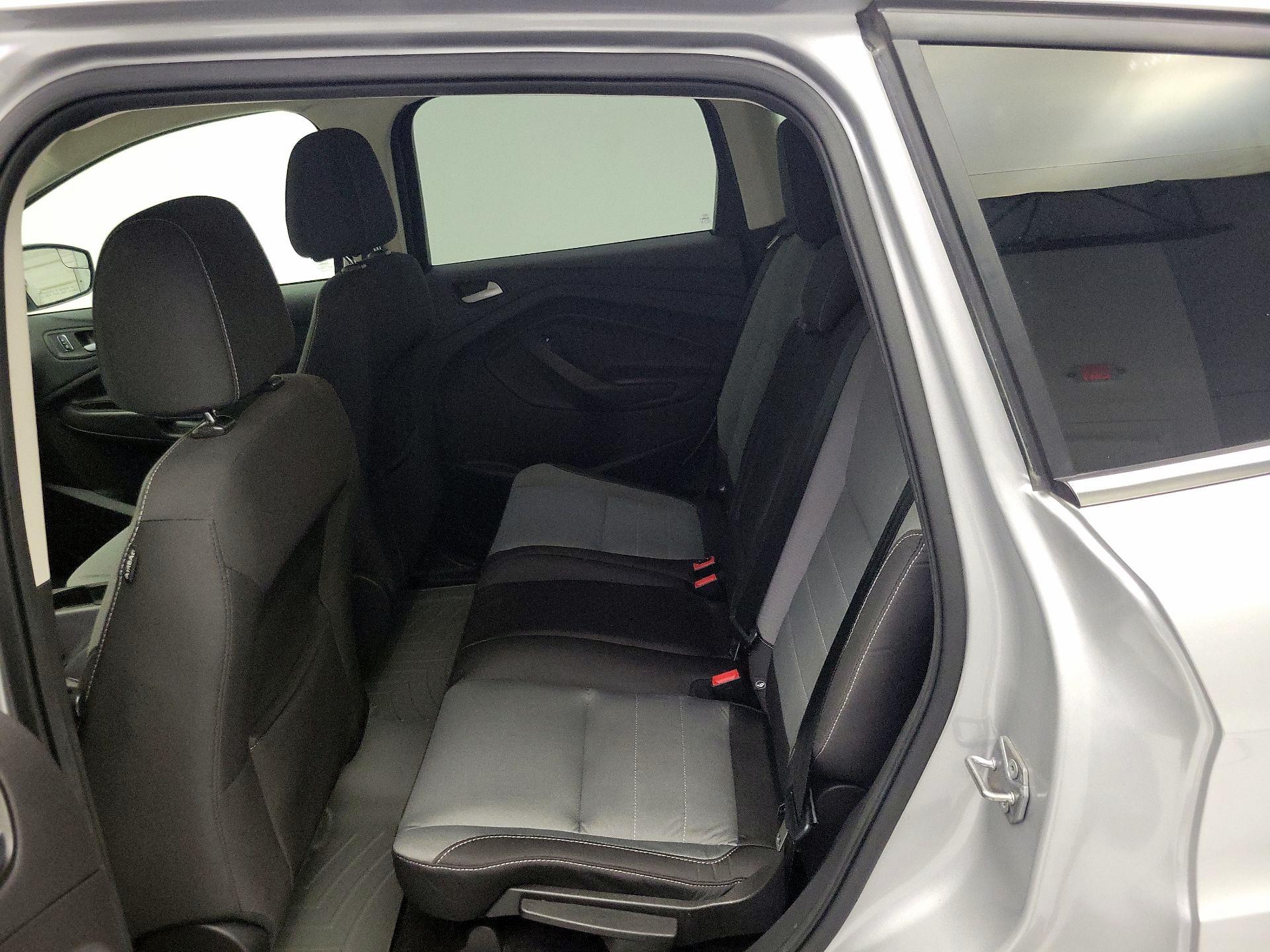 Thumbnail: 2016 Ford Escape - 19