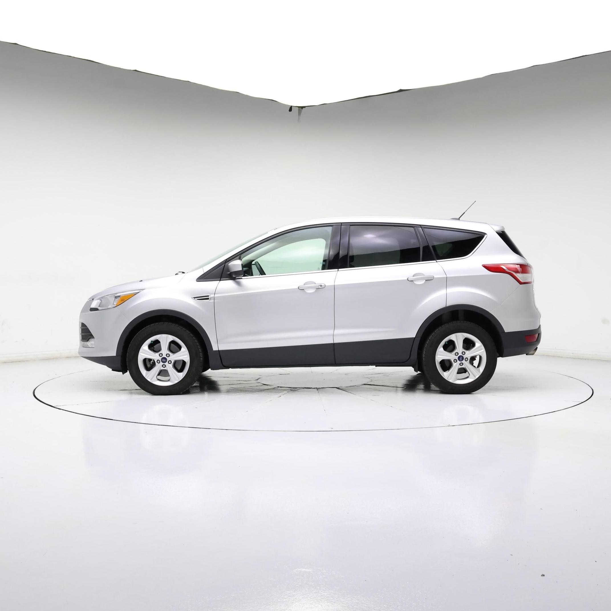 Thumbnail: 2016 Ford Escape - 3