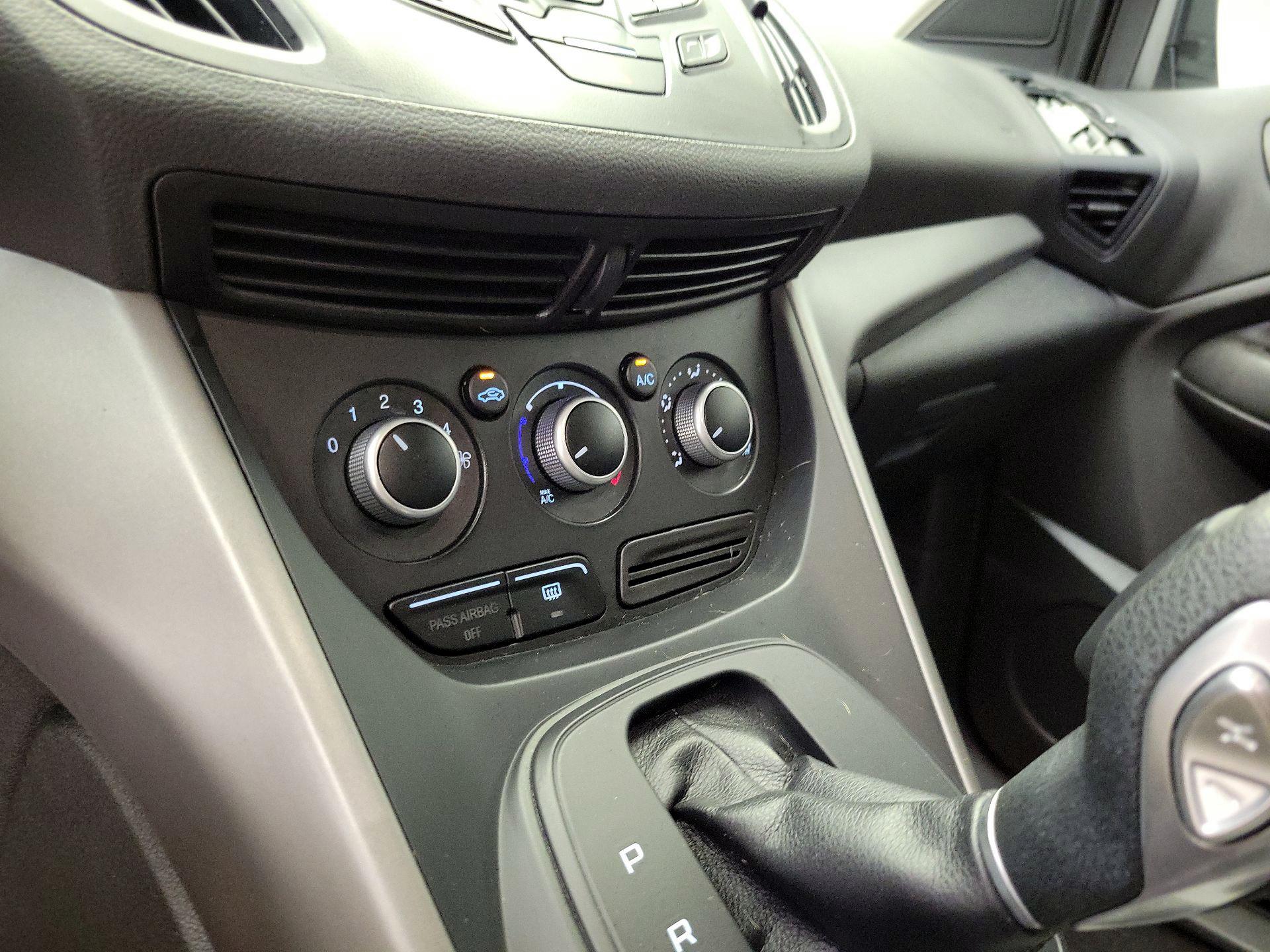 Thumbnail: 2014 Ford Escape - 16
