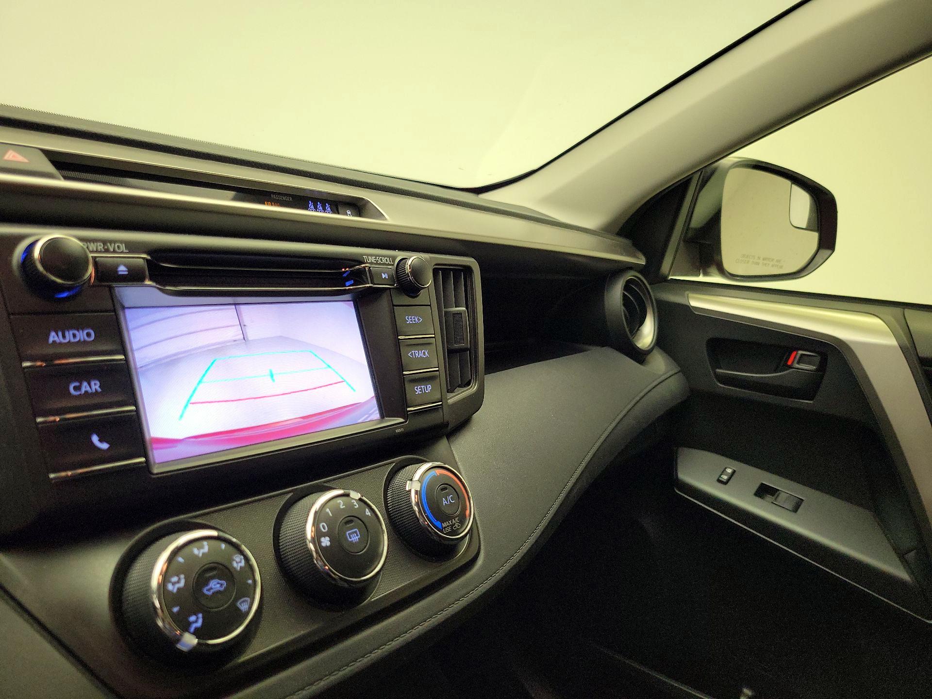Thumbnail: 2017 Toyota RAV4 - 12