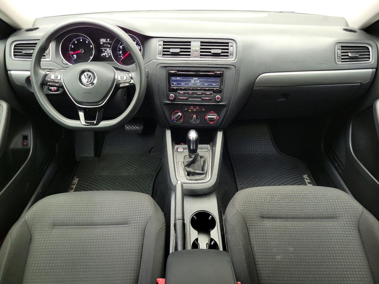 2015 Volkswagen Jetta SE - Photo 10
