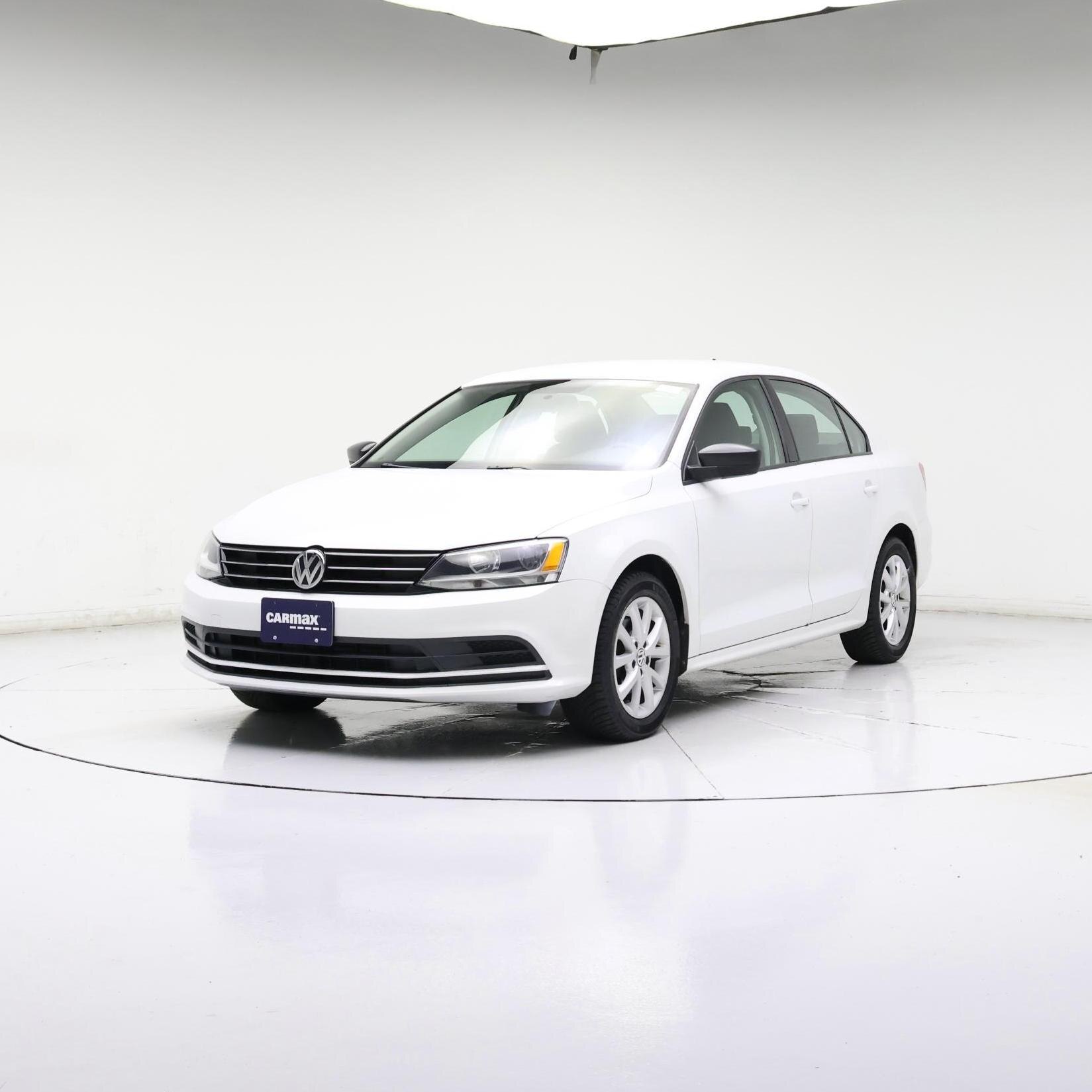 Thumbnail: 2015 Volkswagen Jetta - 4