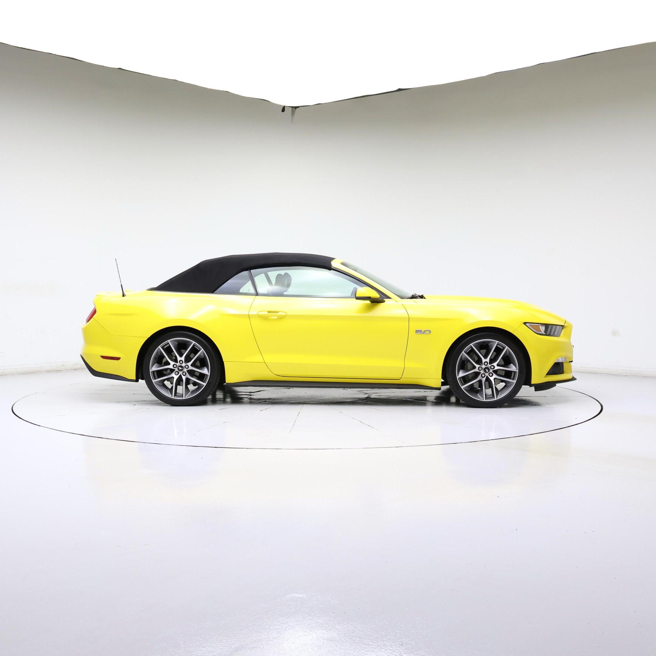 Thumbnail: 2016 Ford Mustang - 7