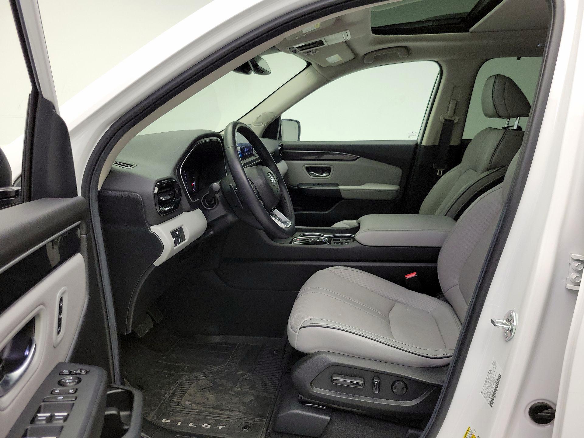 Thumbnail: 2025 Honda Pilot - 11