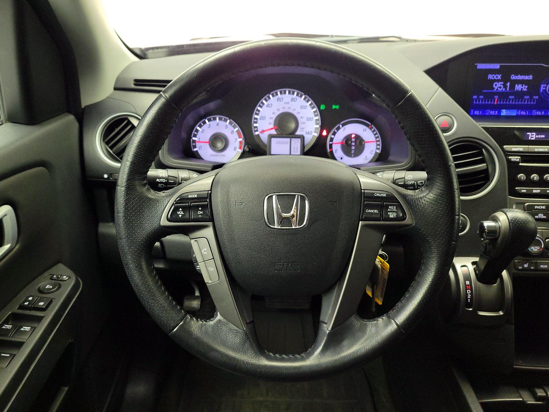 Thumbnail: 2014 Honda Pilot - 10