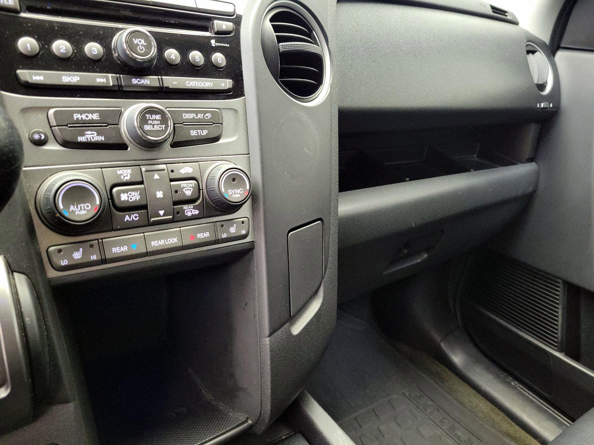 Thumbnail: 2014 Honda Pilot - 16