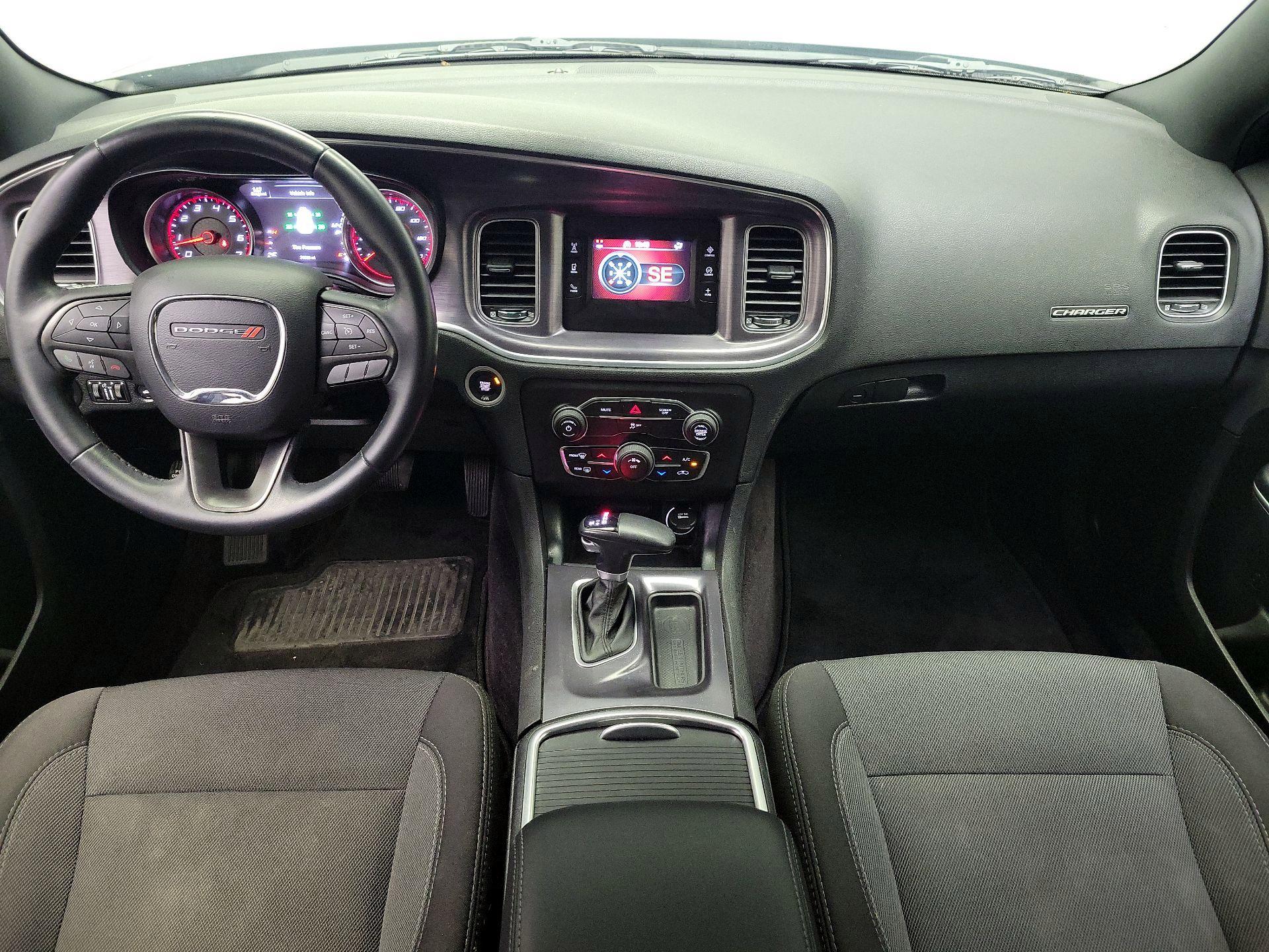 Thumbnail: 2017 Dodge Charger - 9