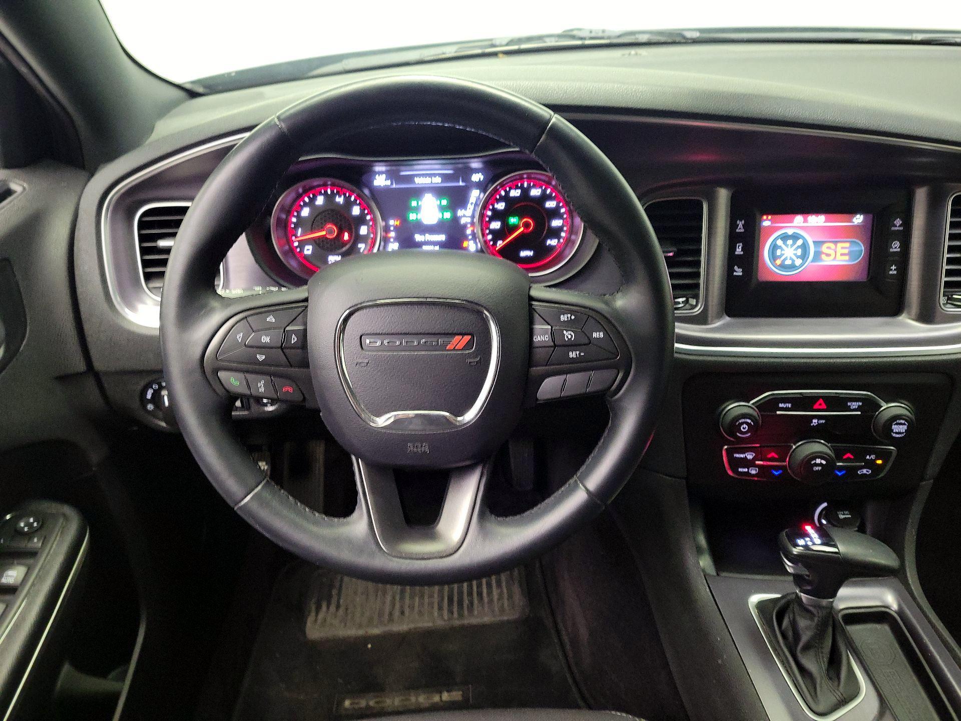 Thumbnail: 2017 Dodge Charger - 10