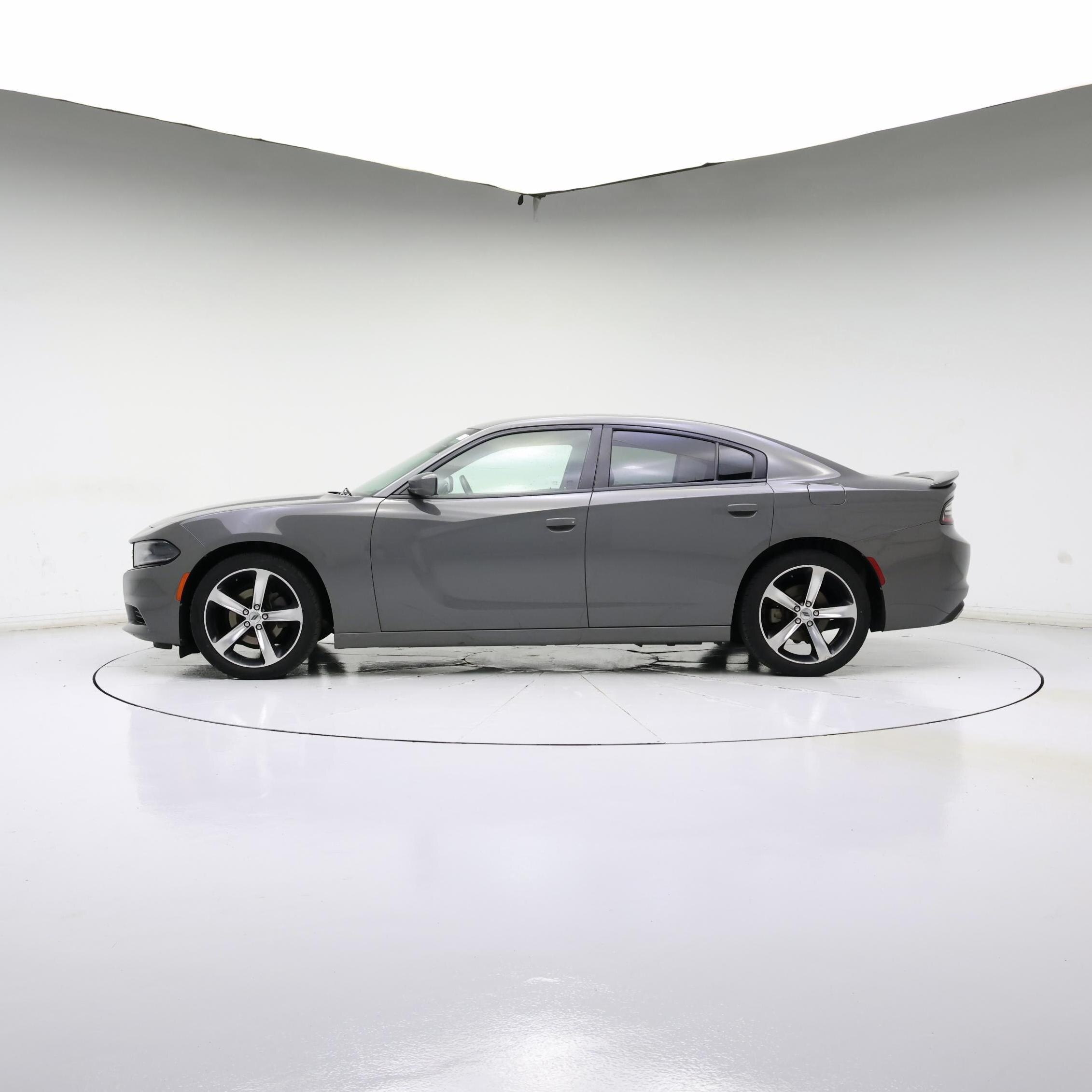 Thumbnail: 2017 Dodge Charger - 3