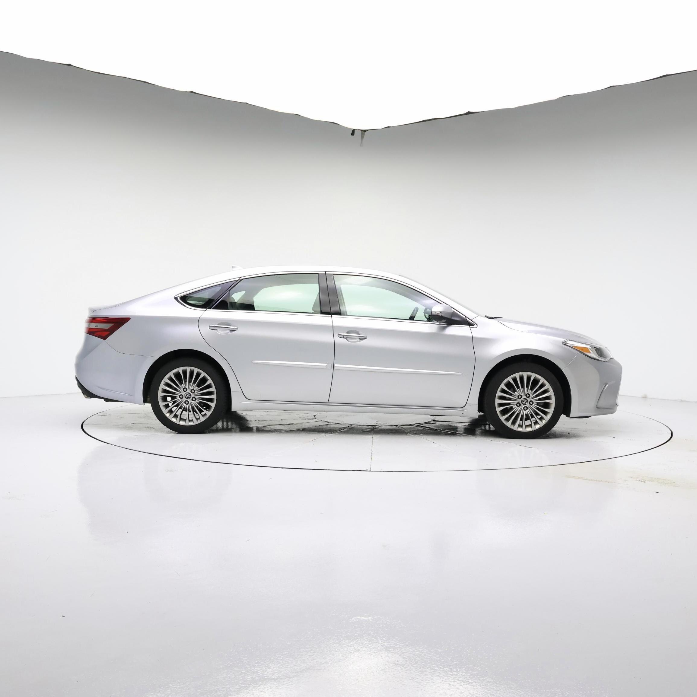 Thumbnail: 2018 Toyota Avalon - 7