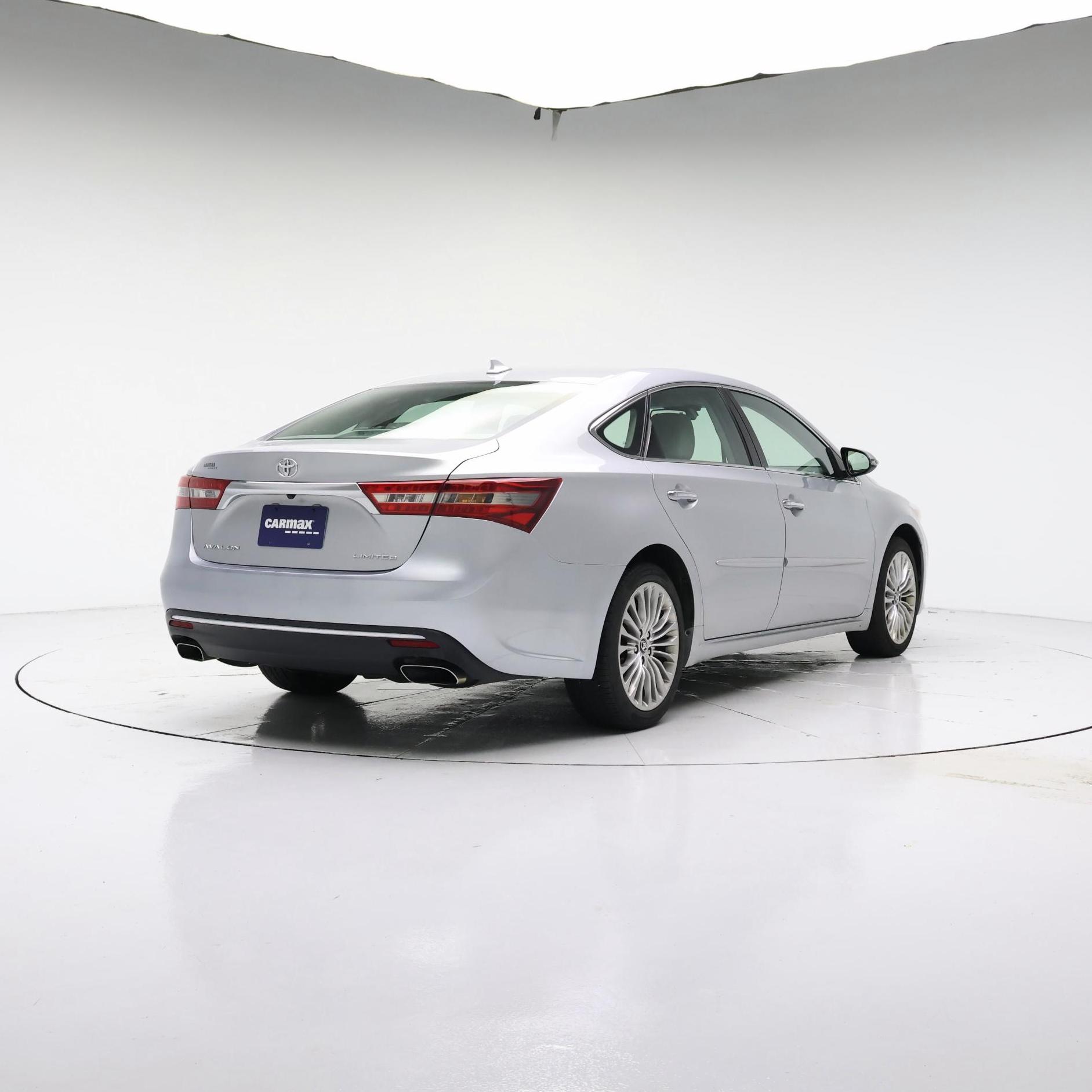 Thumbnail: 2018 Toyota Avalon - 8