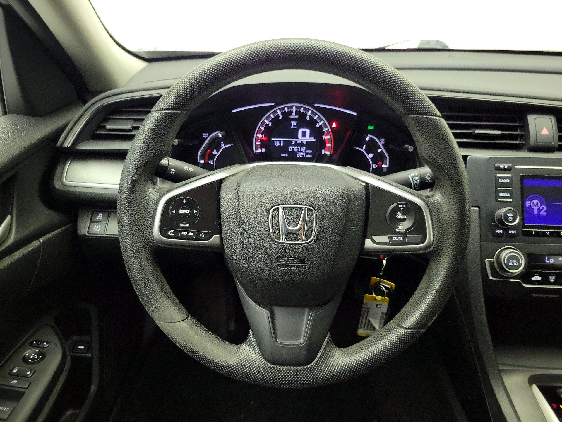 Thumbnail: 2017 Honda Civic - 10