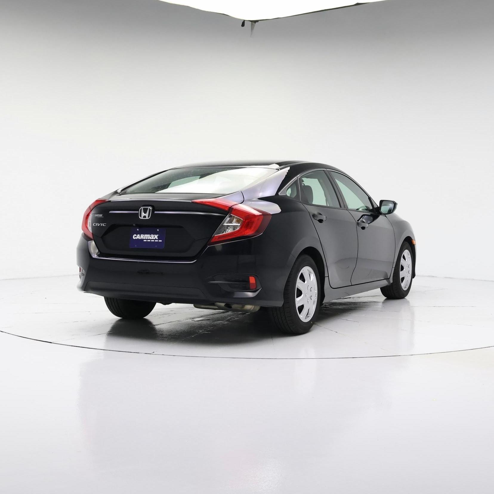 Thumbnail: 2017 Honda Civic - 4