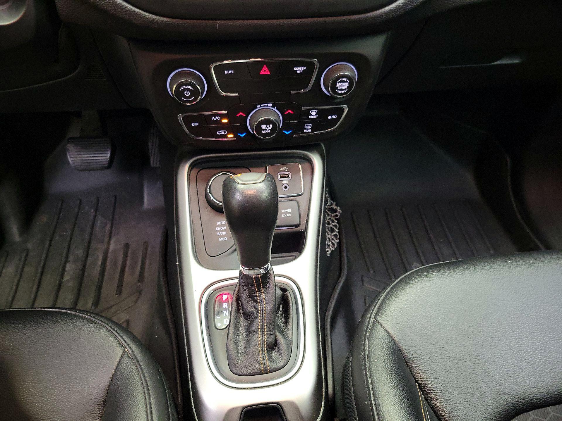 Thumbnail: 2017 Jeep Compass - 17