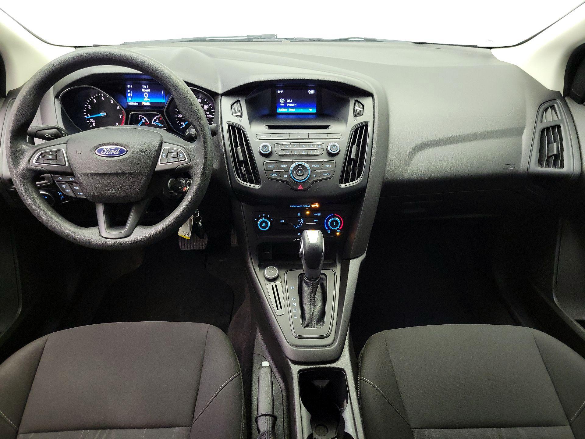 Thumbnail: 2016 Ford Focus - 9