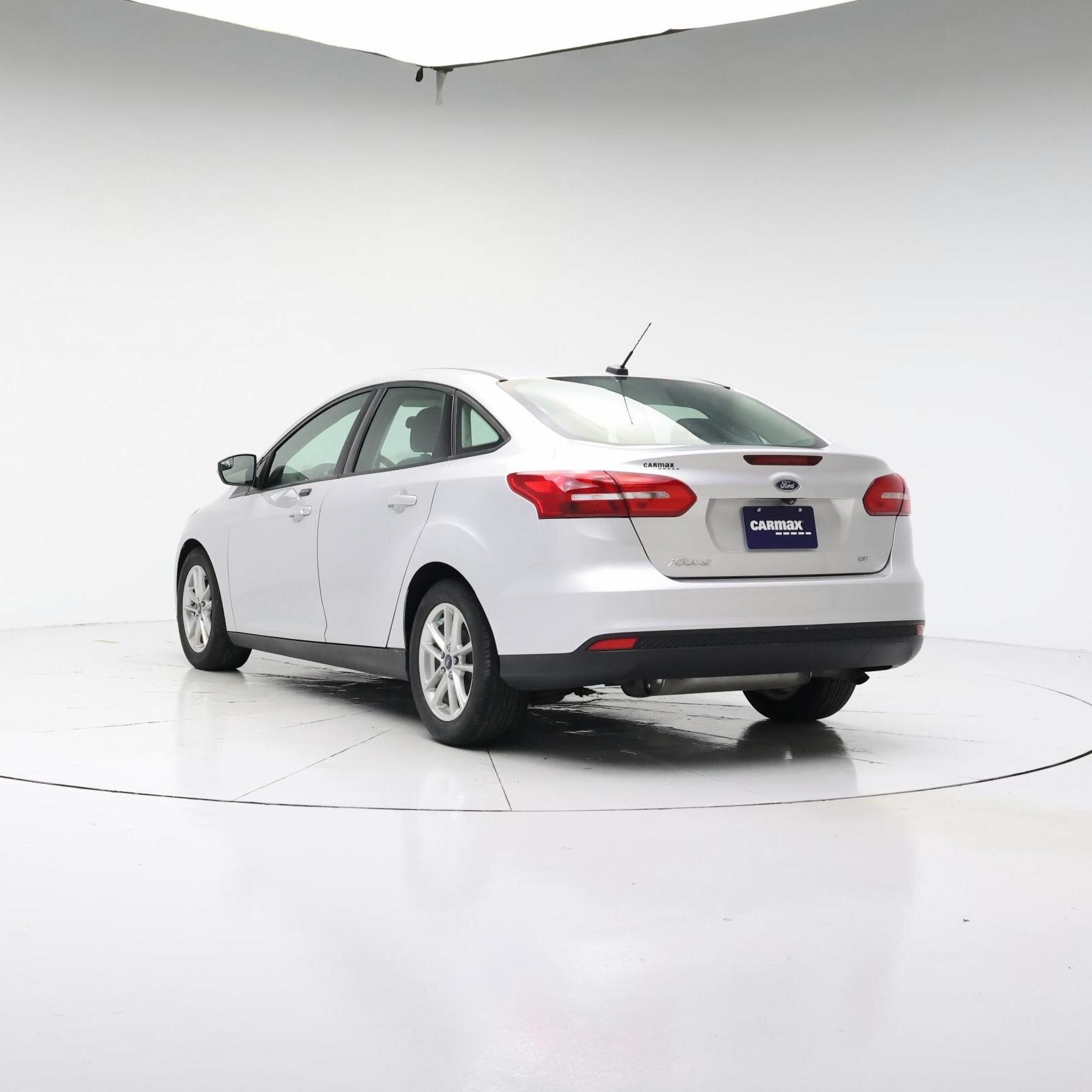 Thumbnail: 2016 Ford Focus - 2