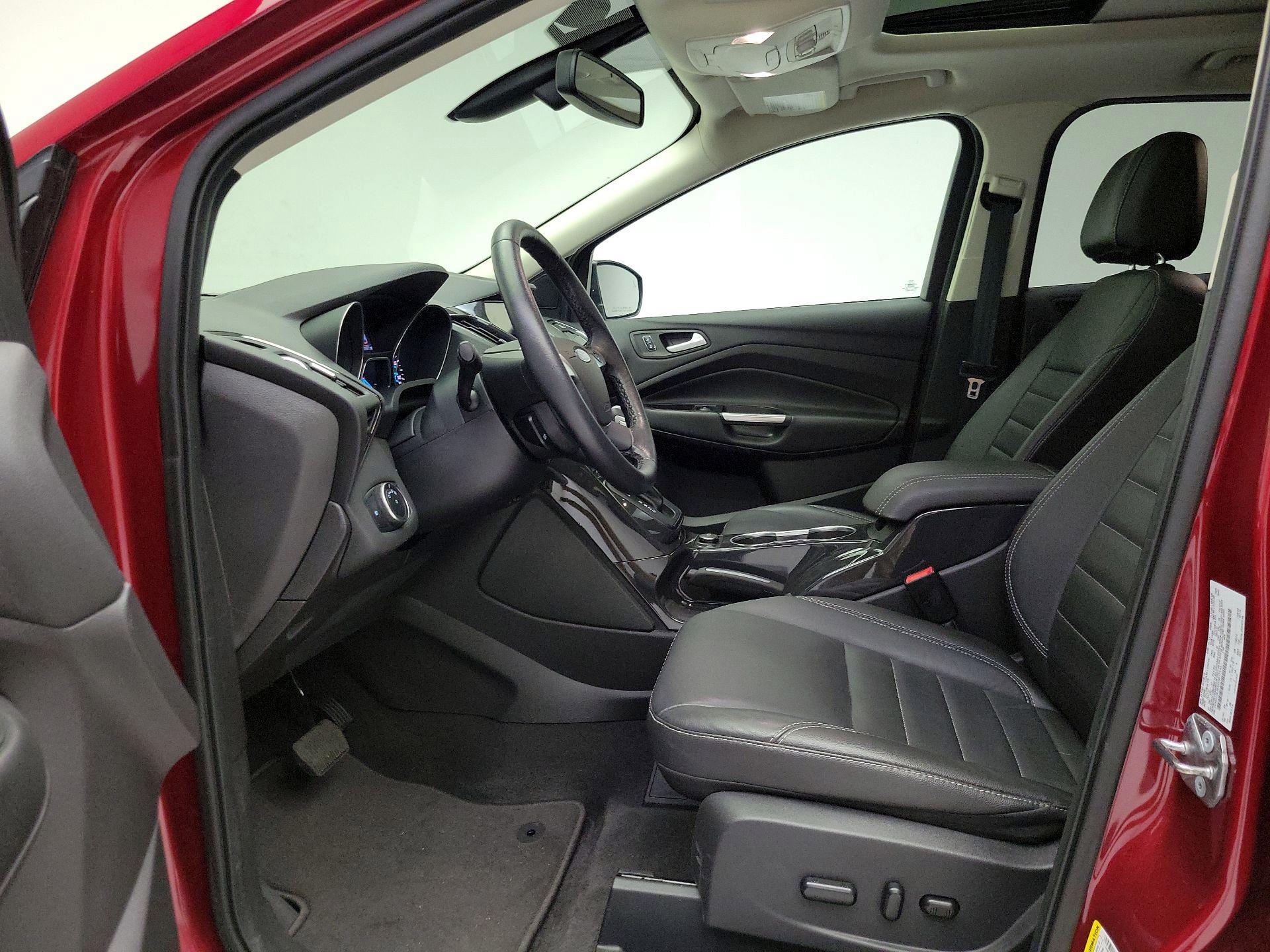 Thumbnail: 2015 Ford Escape - 11