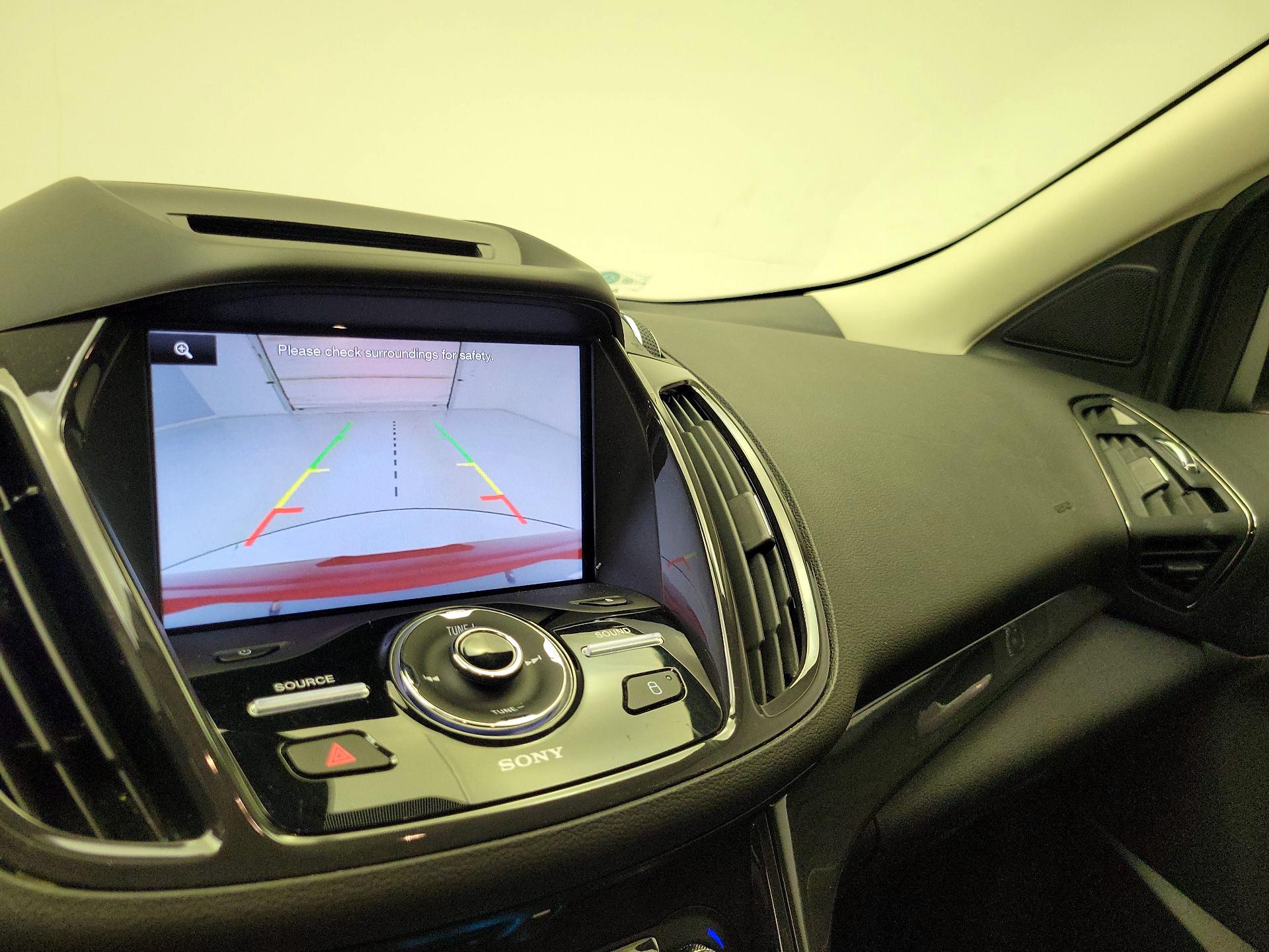 Thumbnail: 2015 Ford Escape - 15