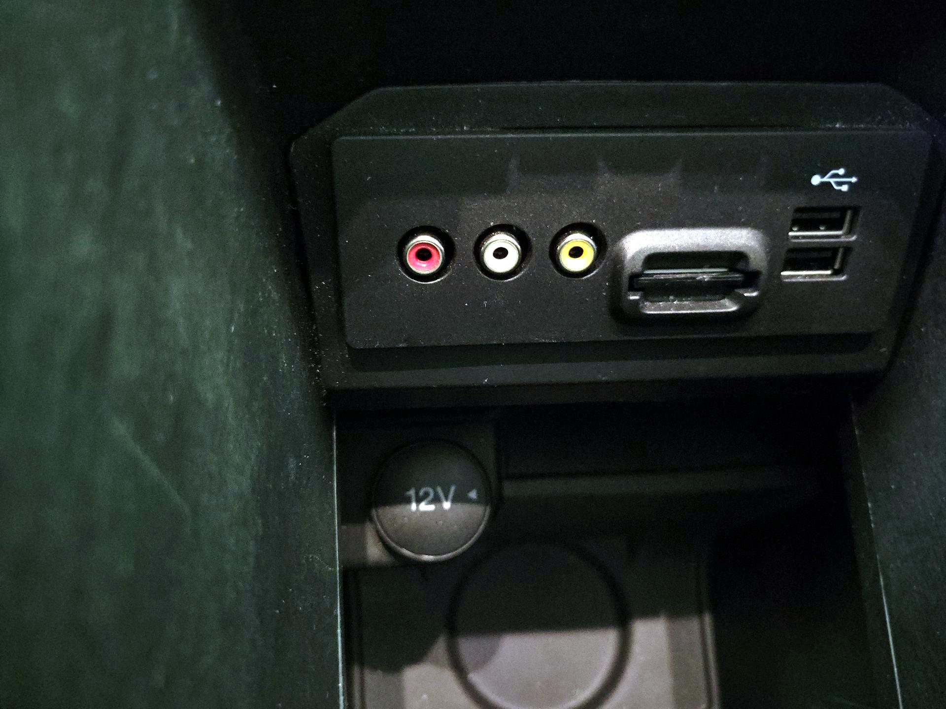 Thumbnail: 2015 Ford Escape - 19