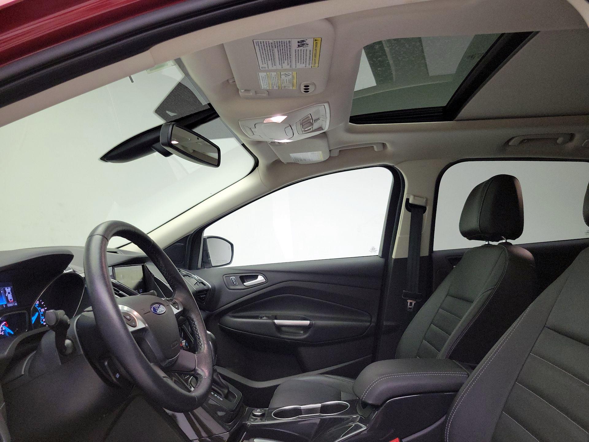 Thumbnail: 2015 Ford Escape - 20