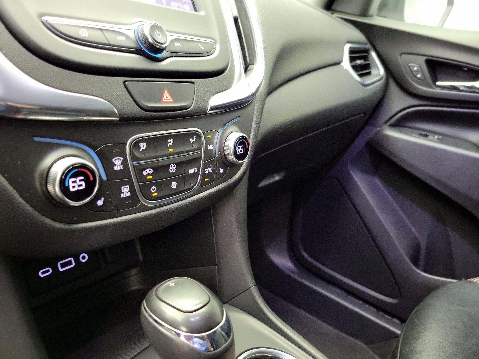 Thumbnail: 2019 Chevrolet Equinox - 16