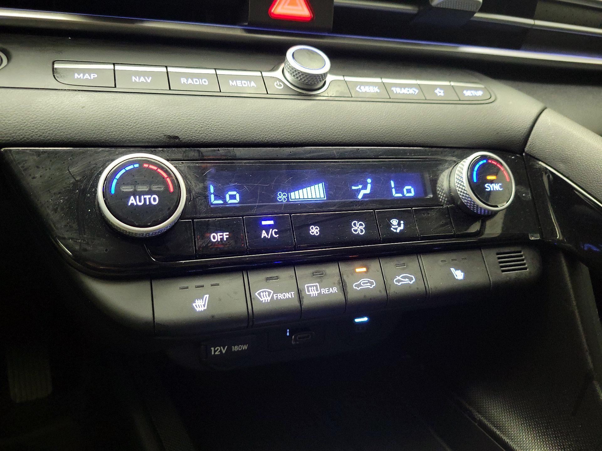 Thumbnail: 2024 Hyundai Elantra - 17