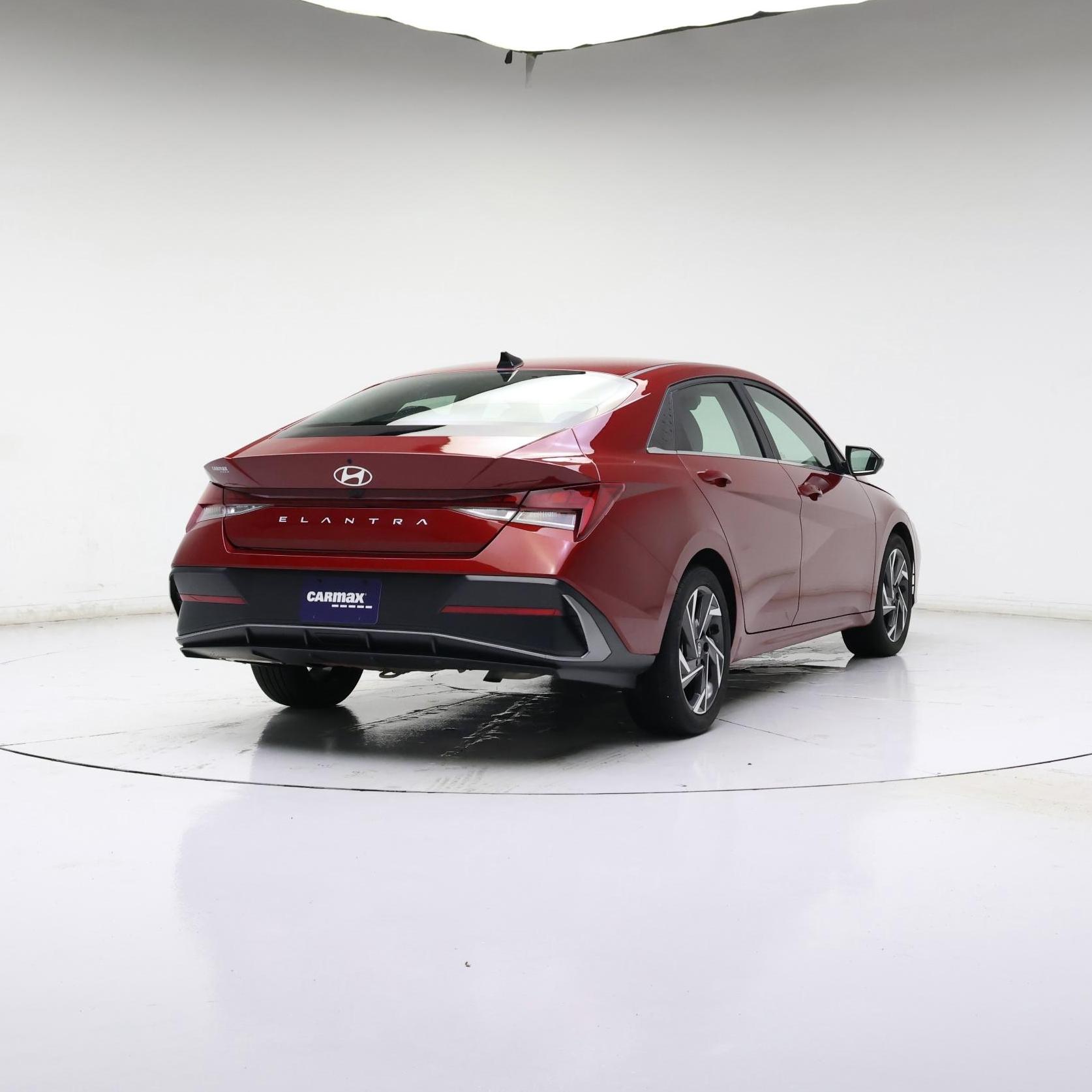 Thumbnail: 2024 Hyundai Elantra - 8