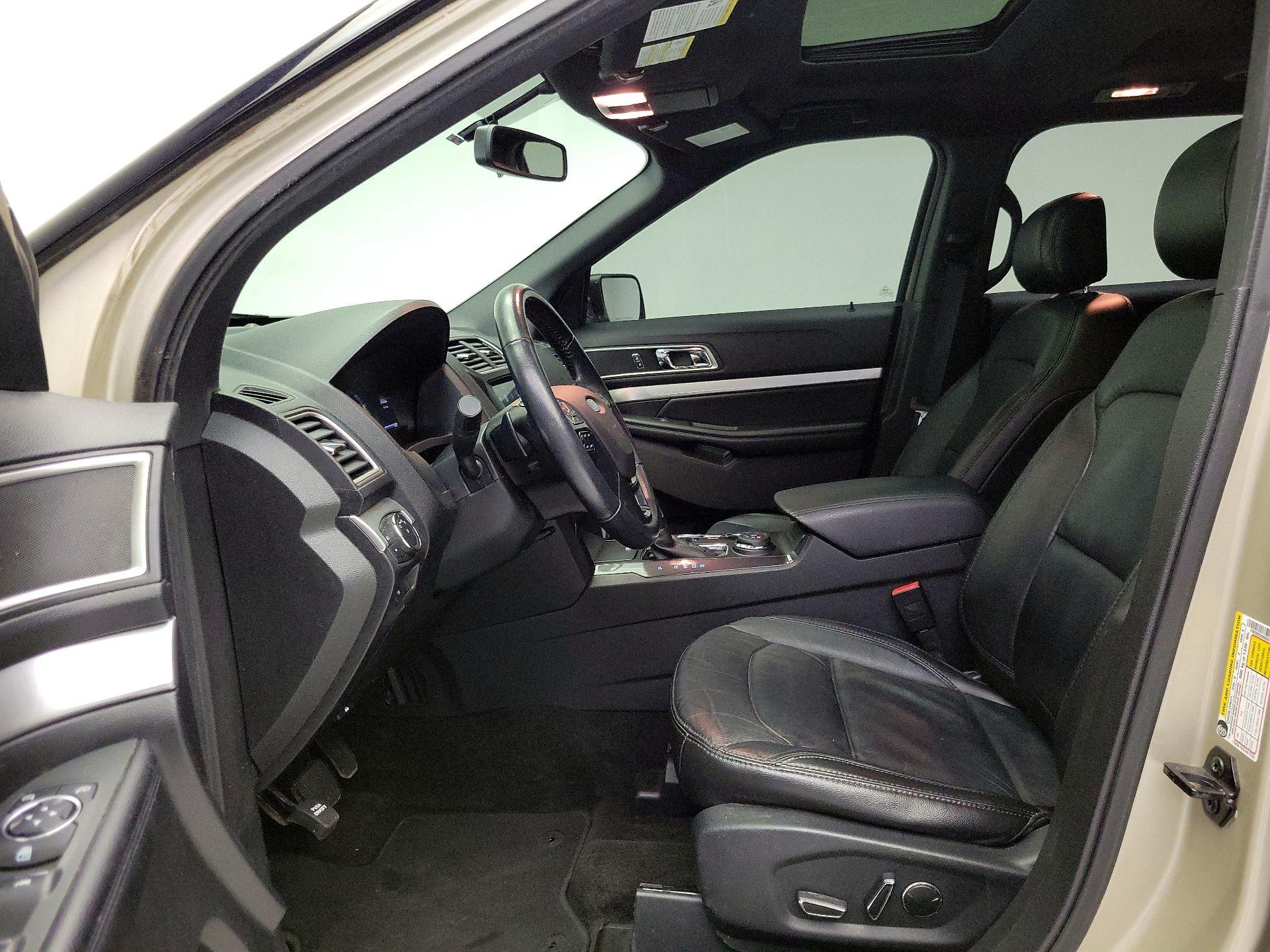 Thumbnail: 2017 Ford Explorer - 11