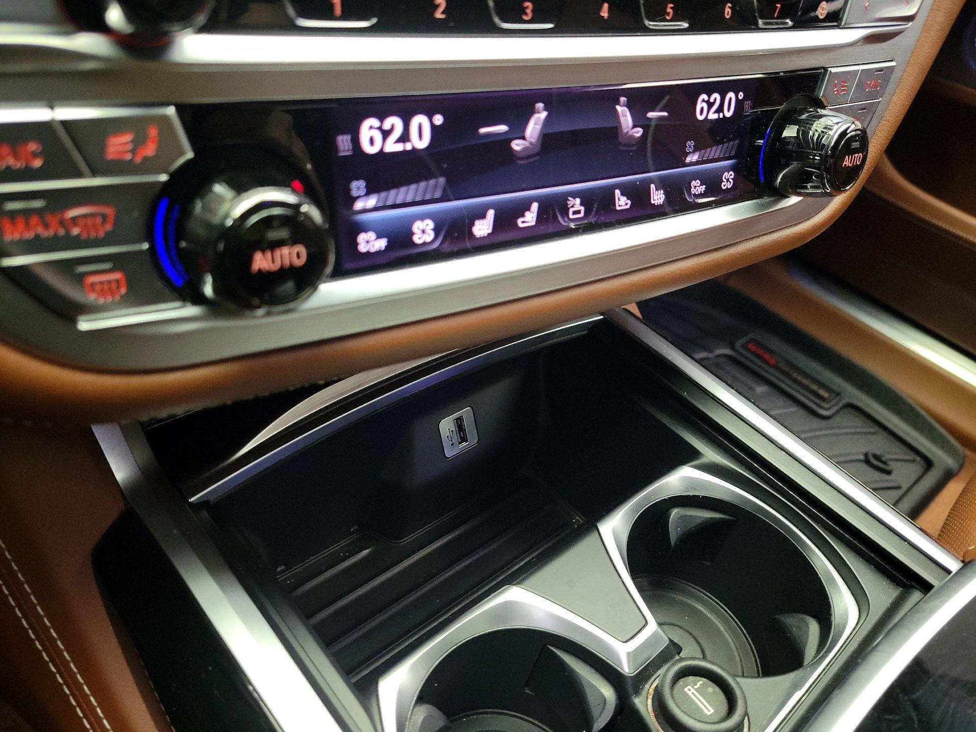 Thumbnail: 2018 BMW 7 Series - 17