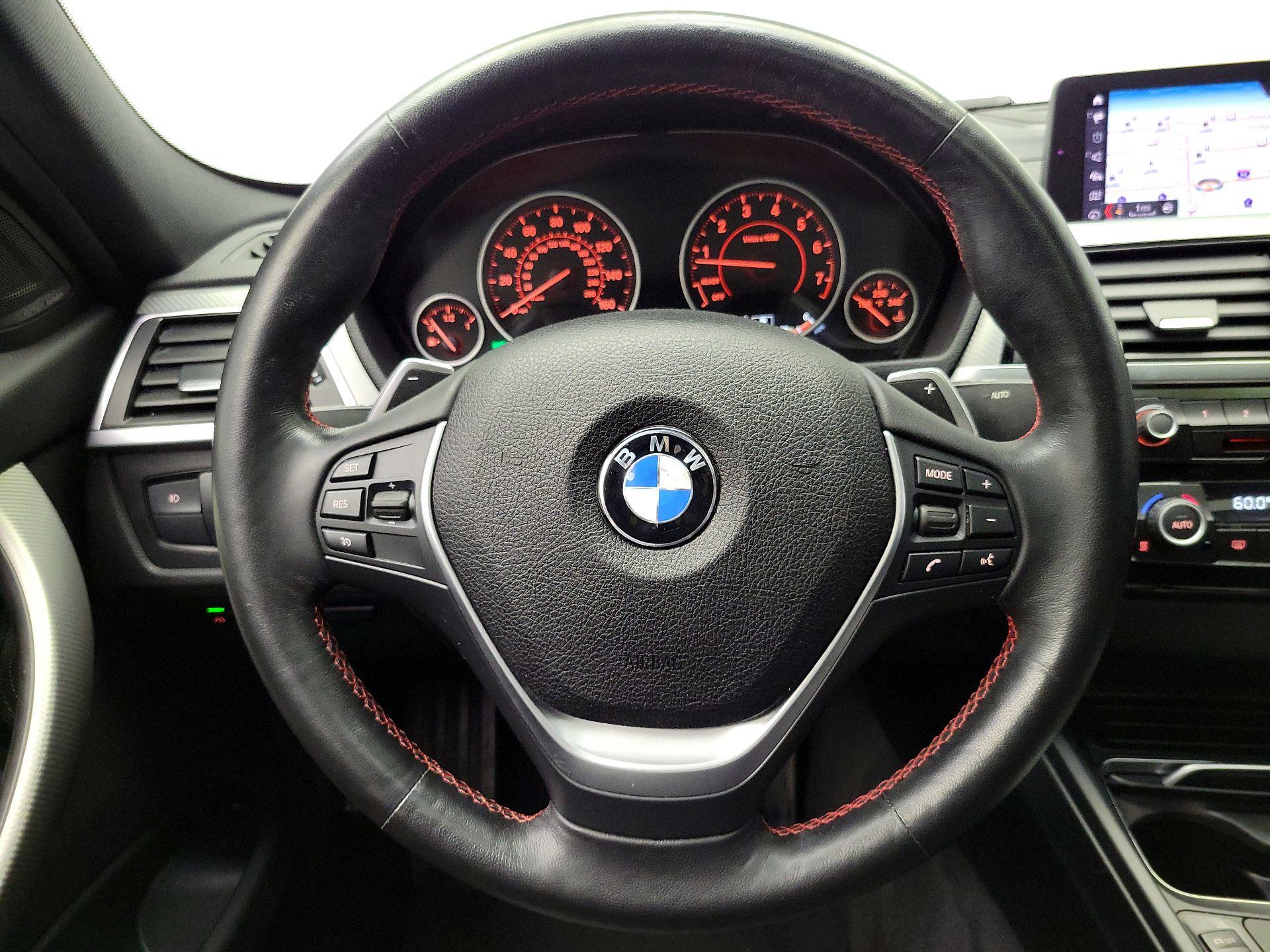Thumbnail: 2018 BMW 3 Series - 10