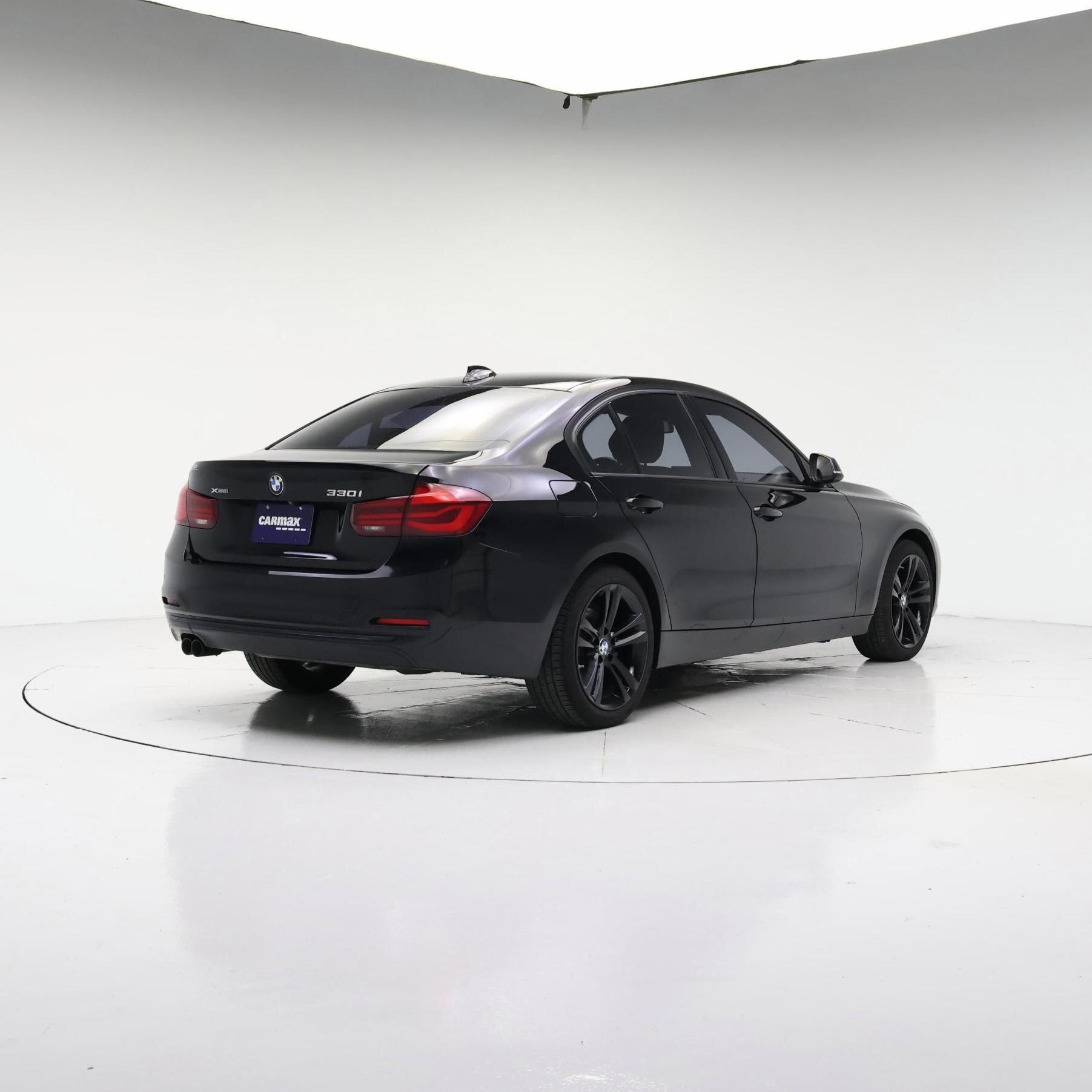 Thumbnail: 2018 BMW 3 Series - 8