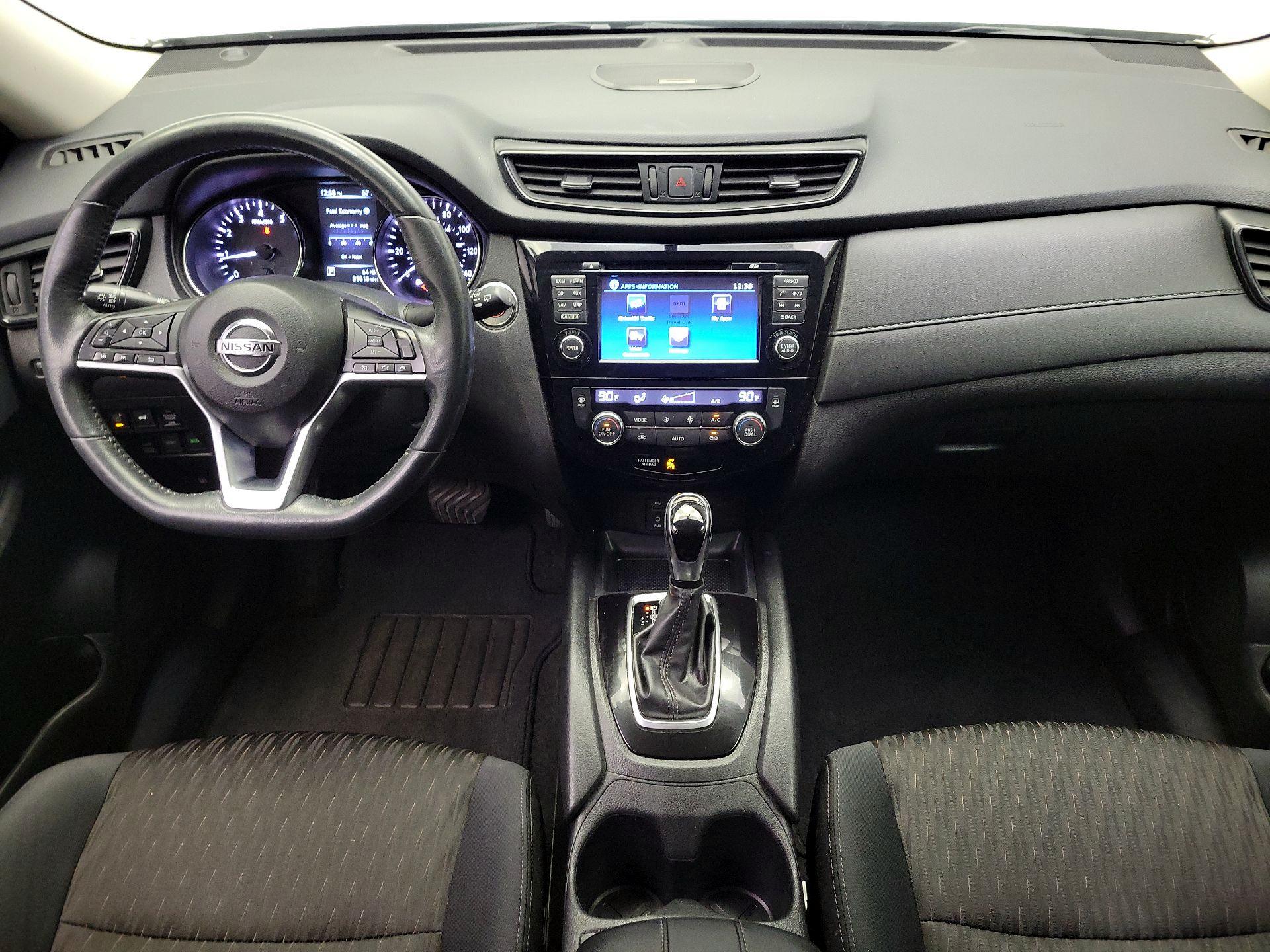 Thumbnail: 2017 Nissan Rogue - 9