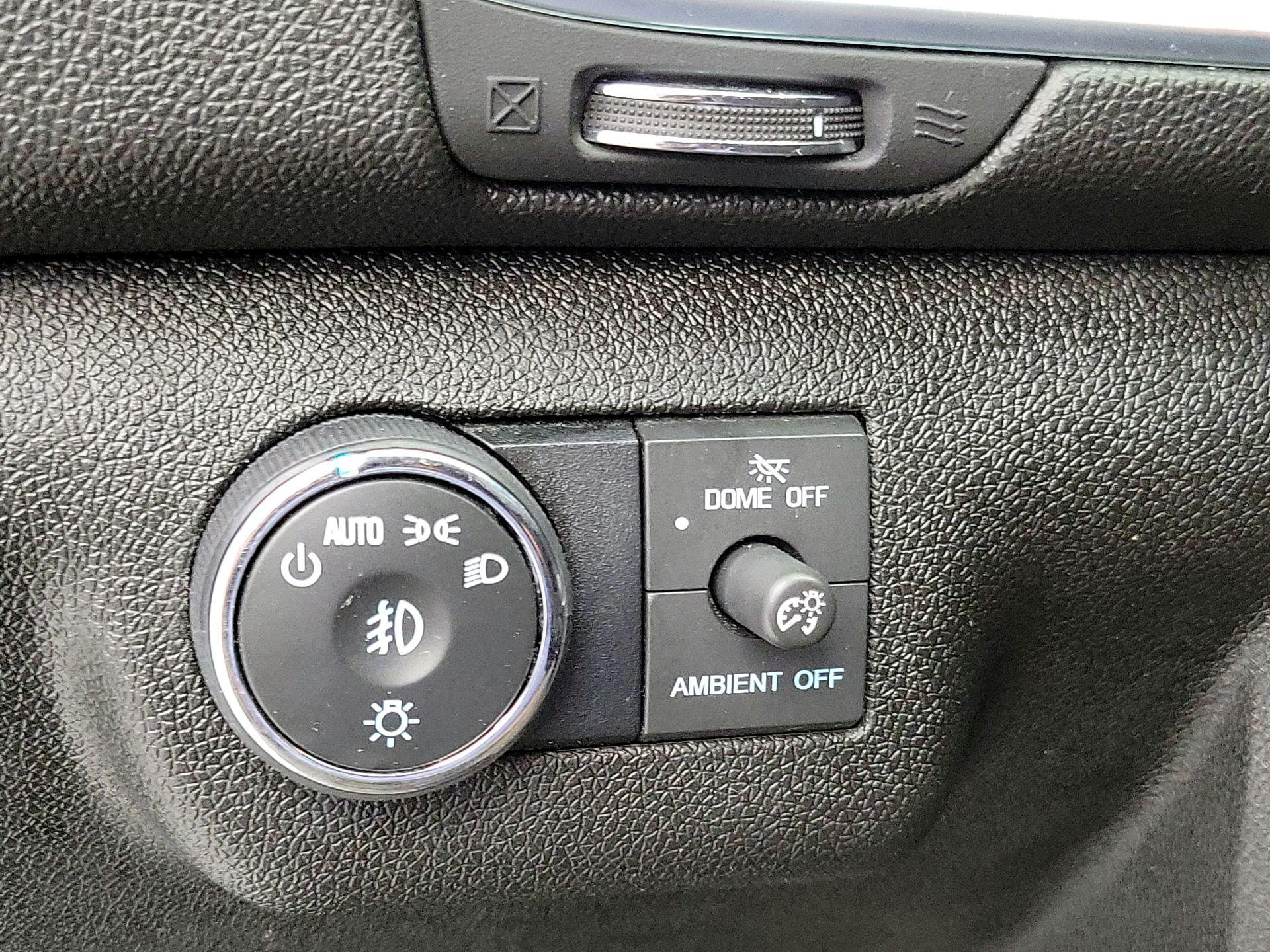 Thumbnail: 2014 Chevrolet Traverse - 13