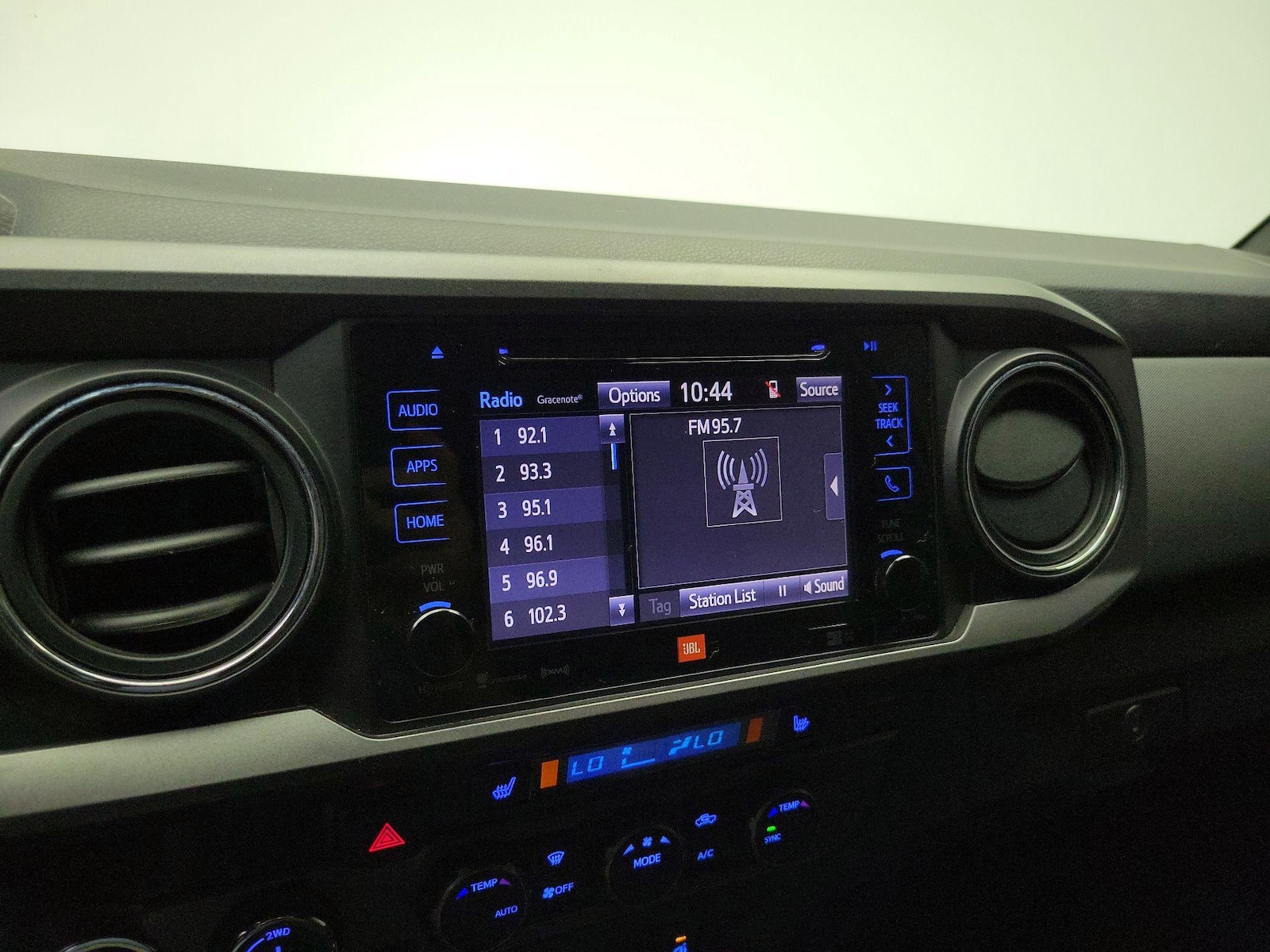 2019 Toyota Tacoma TRD Off Road - Photo 17