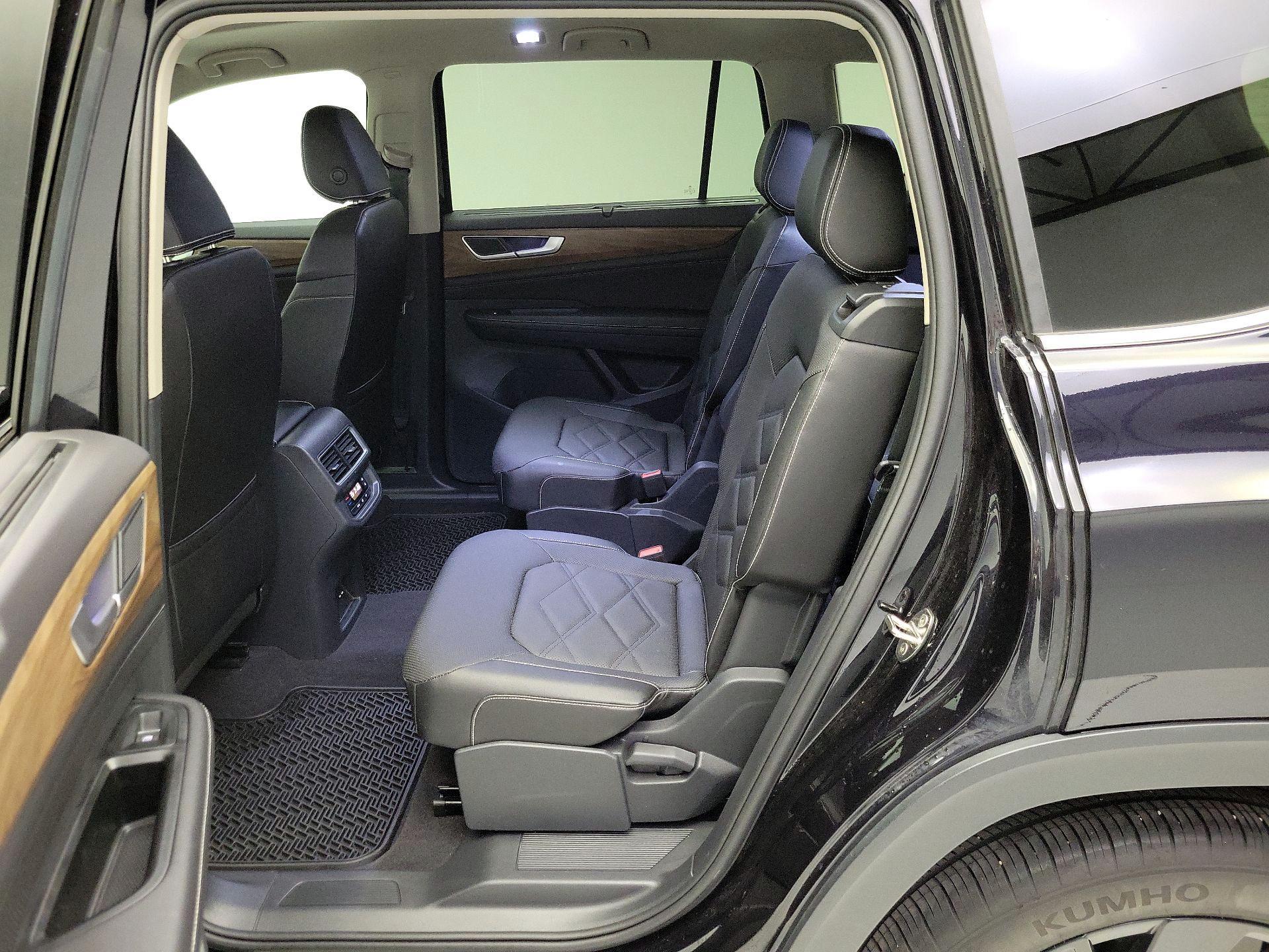 Thumbnail: 2024 Volkswagen Atlas - 20