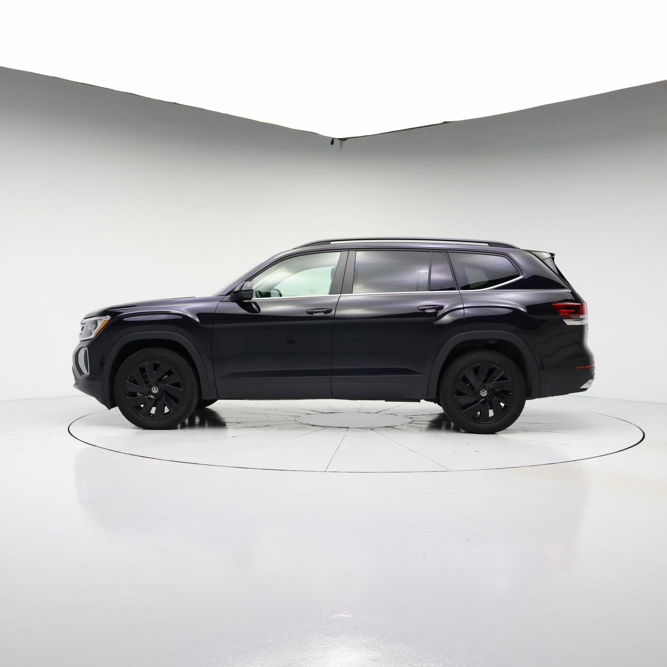 Thumbnail: 2024 Volkswagen Atlas - 3