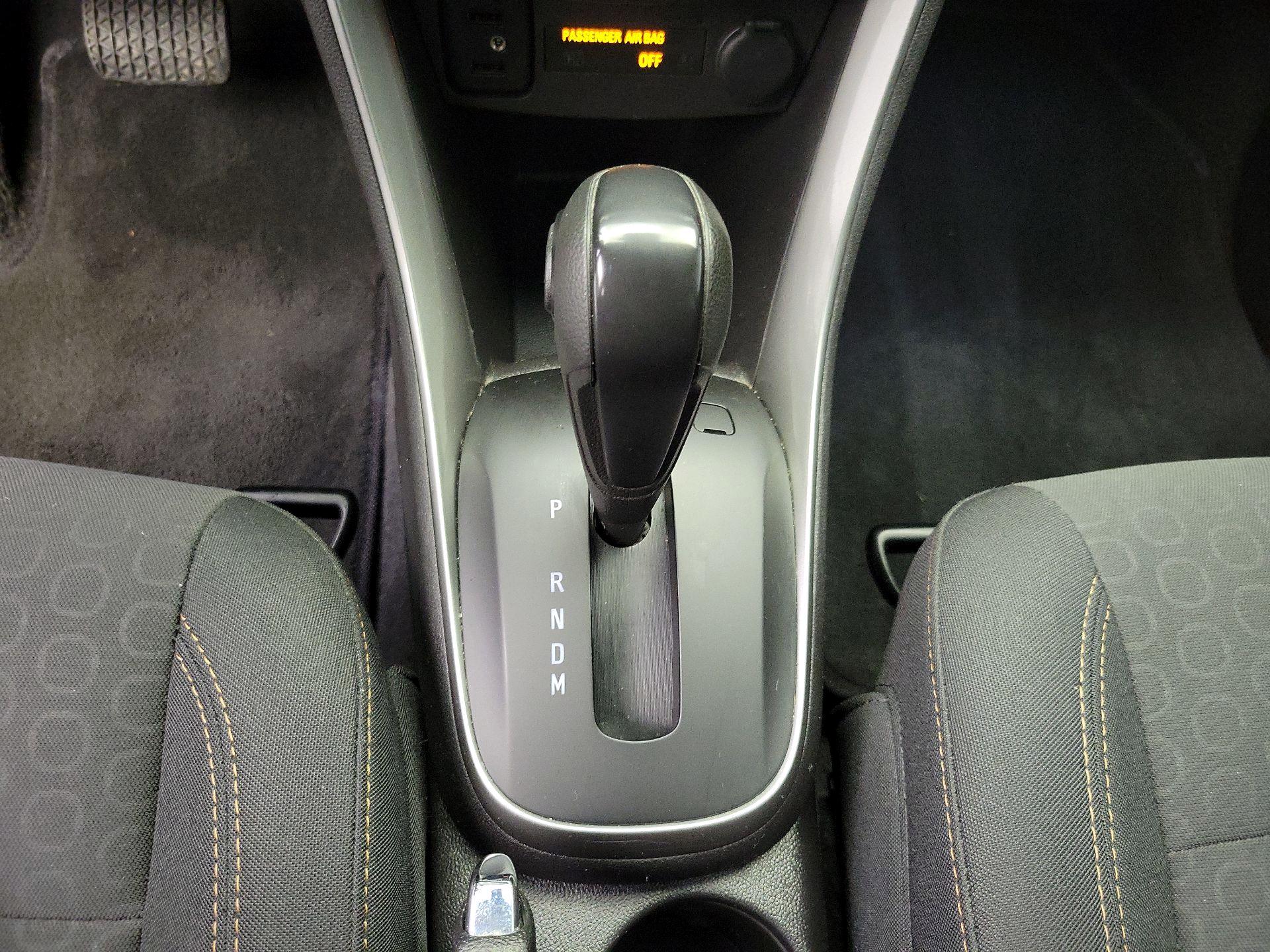 Thumbnail: 2019 Chevrolet Trax - 17