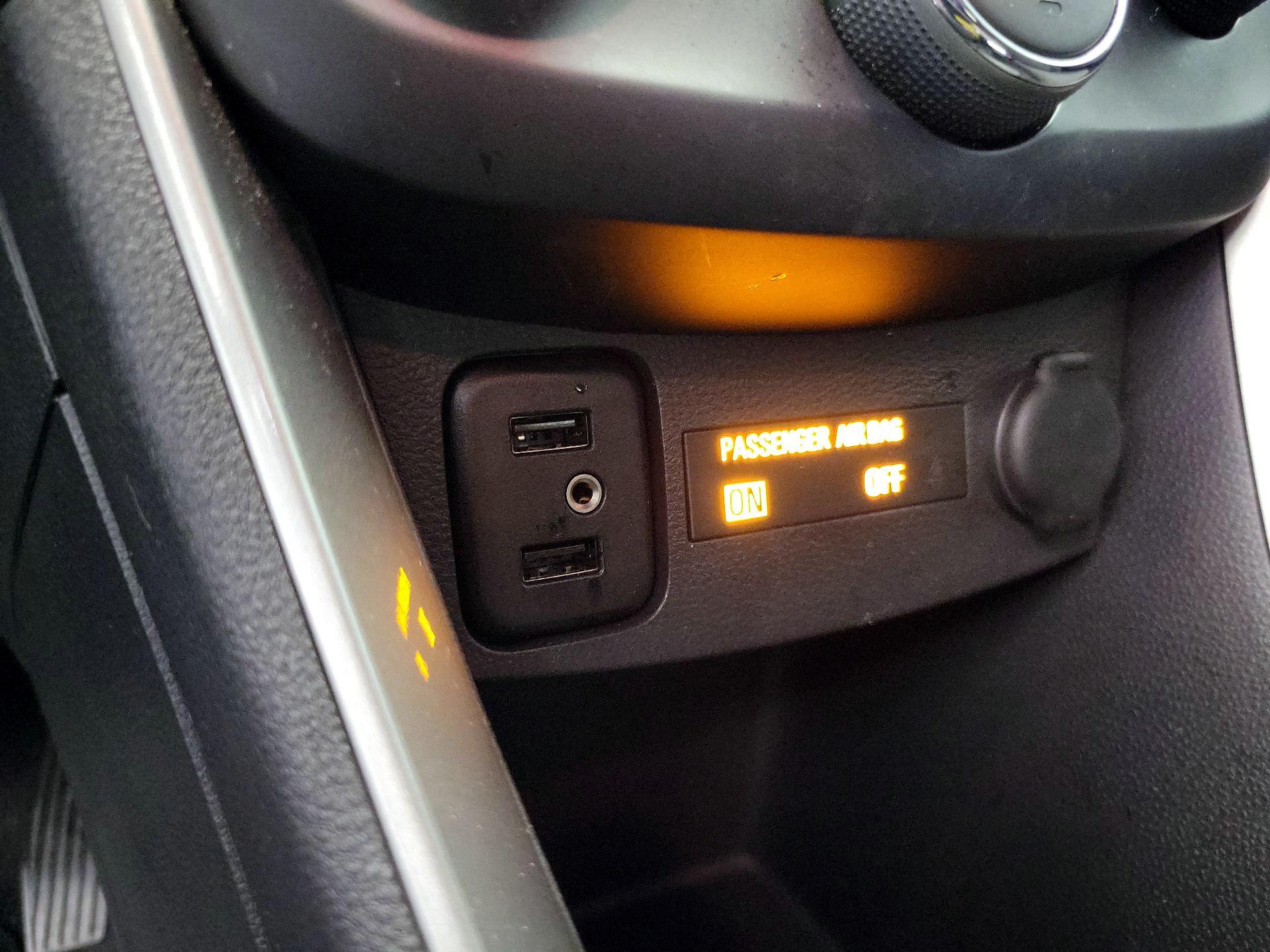 Thumbnail: 2019 Chevrolet Trax - 18