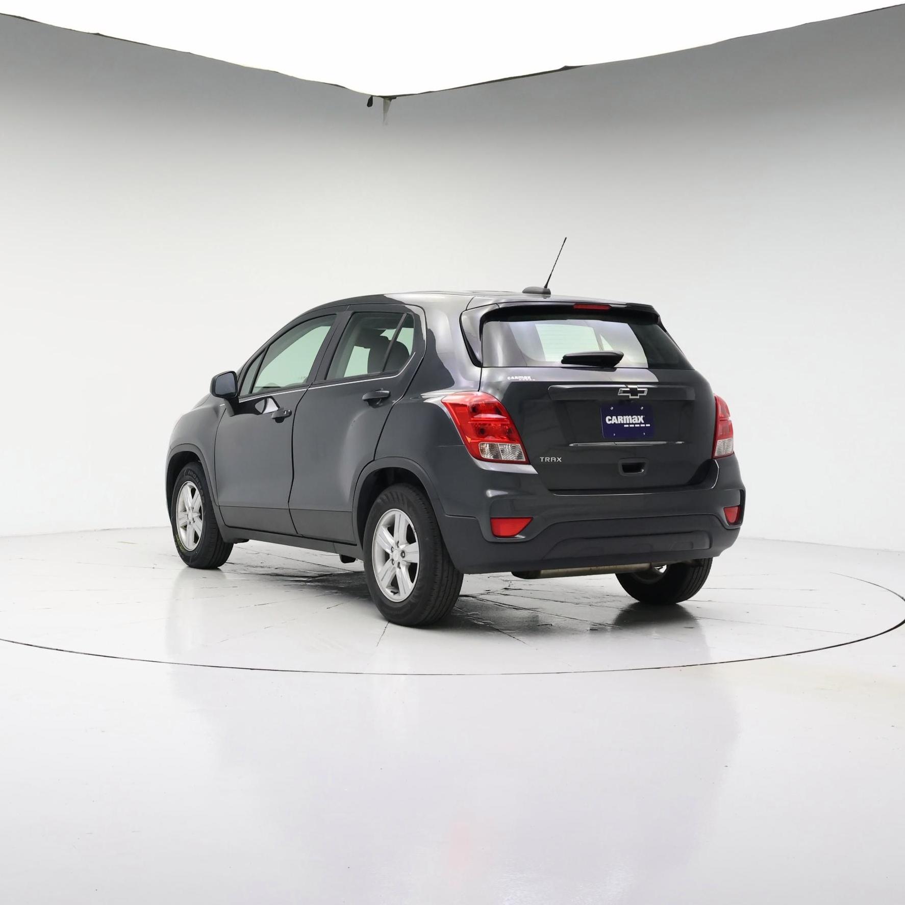 Thumbnail: 2019 Chevrolet Trax - 2