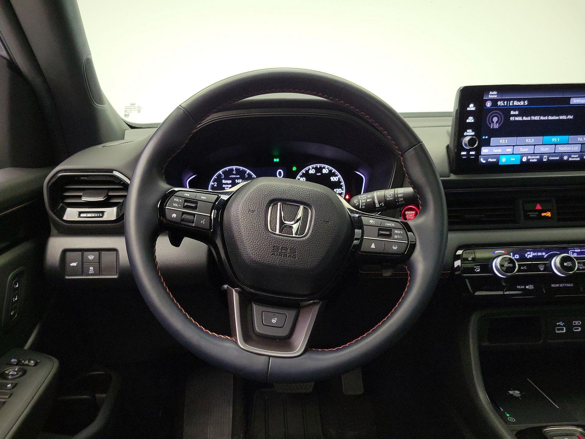 Thumbnail: 2025 Honda Pilot - 10