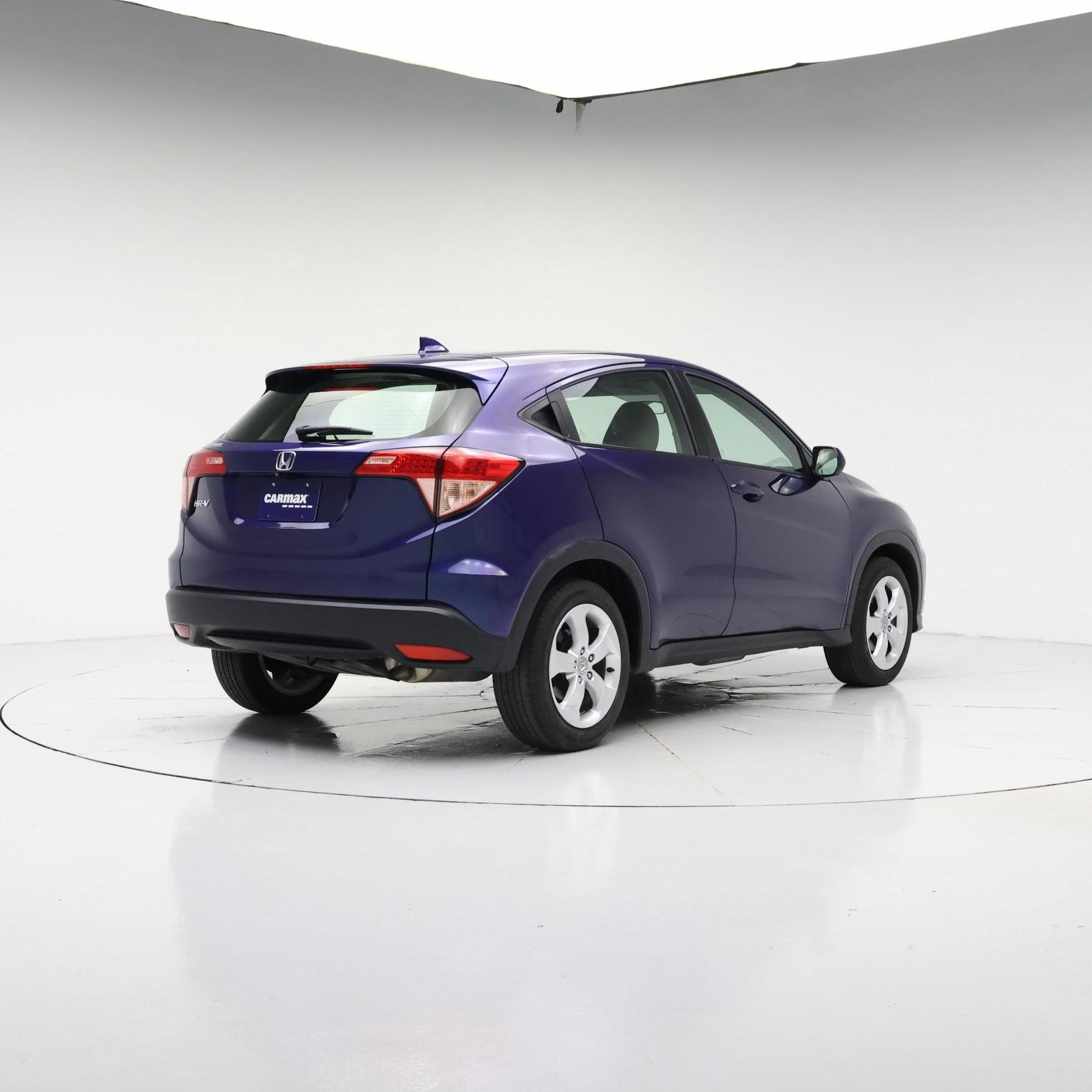 Thumbnail: 2016 Honda HR-V - 8