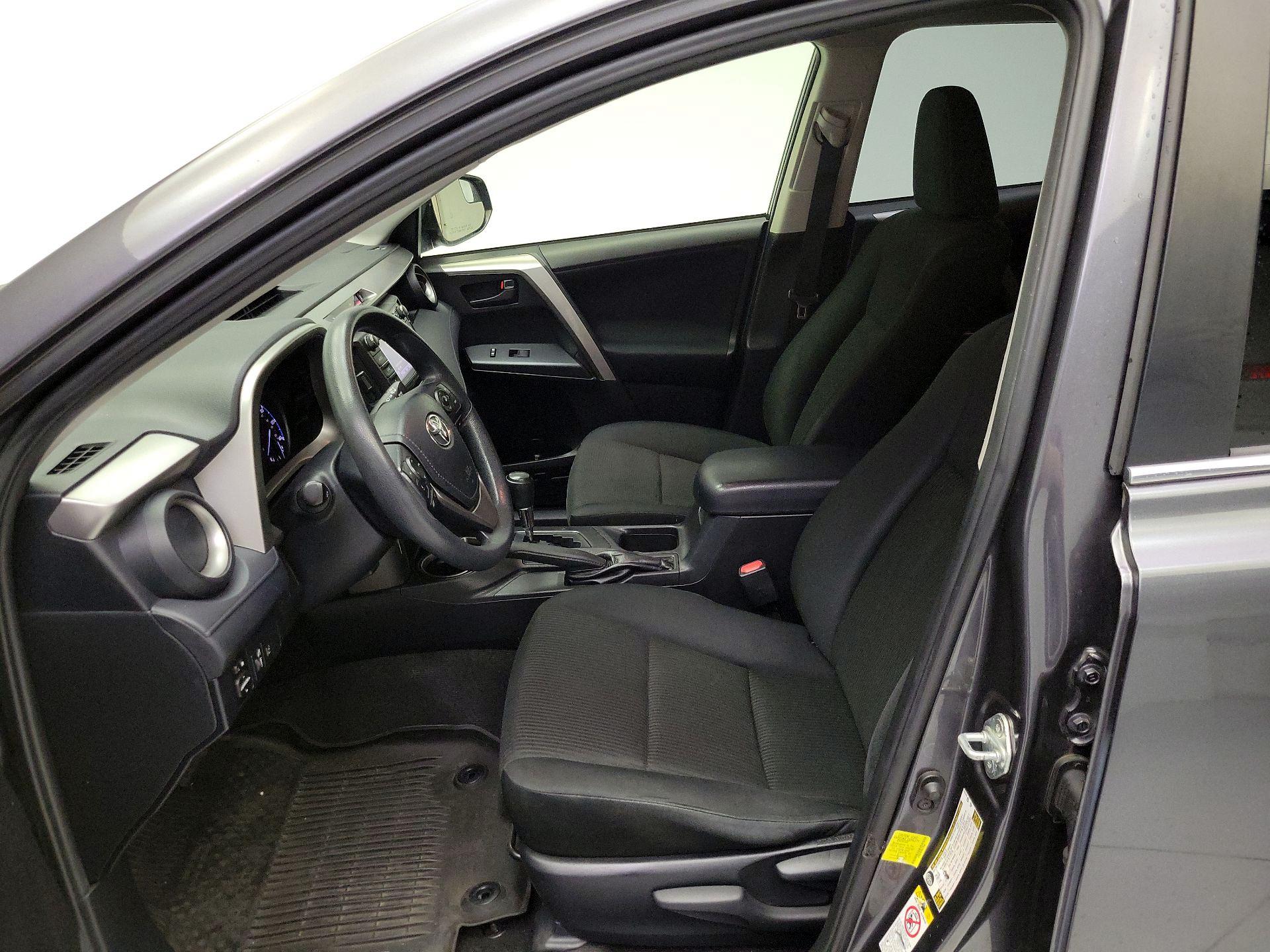 Thumbnail: 2017 Toyota RAV4 - 11